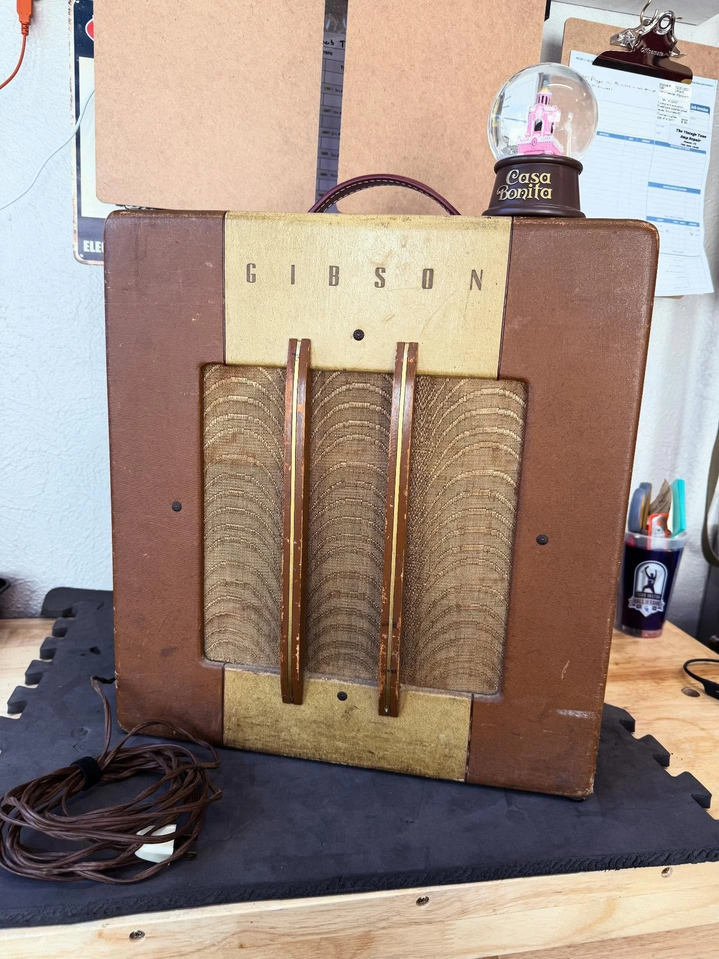 Field-coil for the win! This late &lsquo;40s Gibson BR-4 is in for a full restoration and a 3-prong grounded AC cord. It&rsquo;ll be rockin&rsquo;, or at least lap-steeling again in no time.