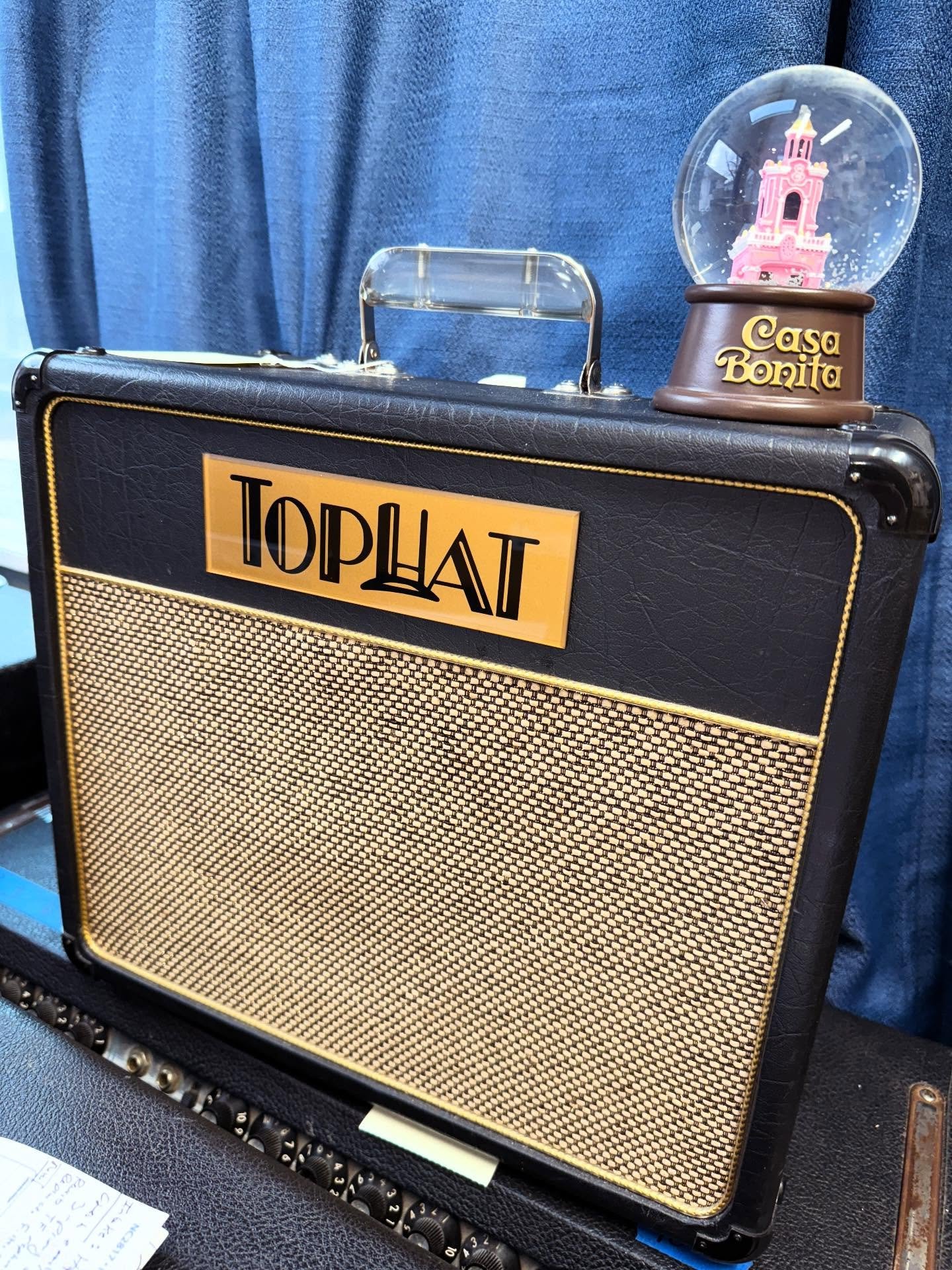 This little TopHat amp is in for servicing, after which I will wear it as an actual top hat to the annual Amp Repair Technicians Gala. Looking forward to sipping the official cocktail: the DeoxIT Martini. 🍸🎩