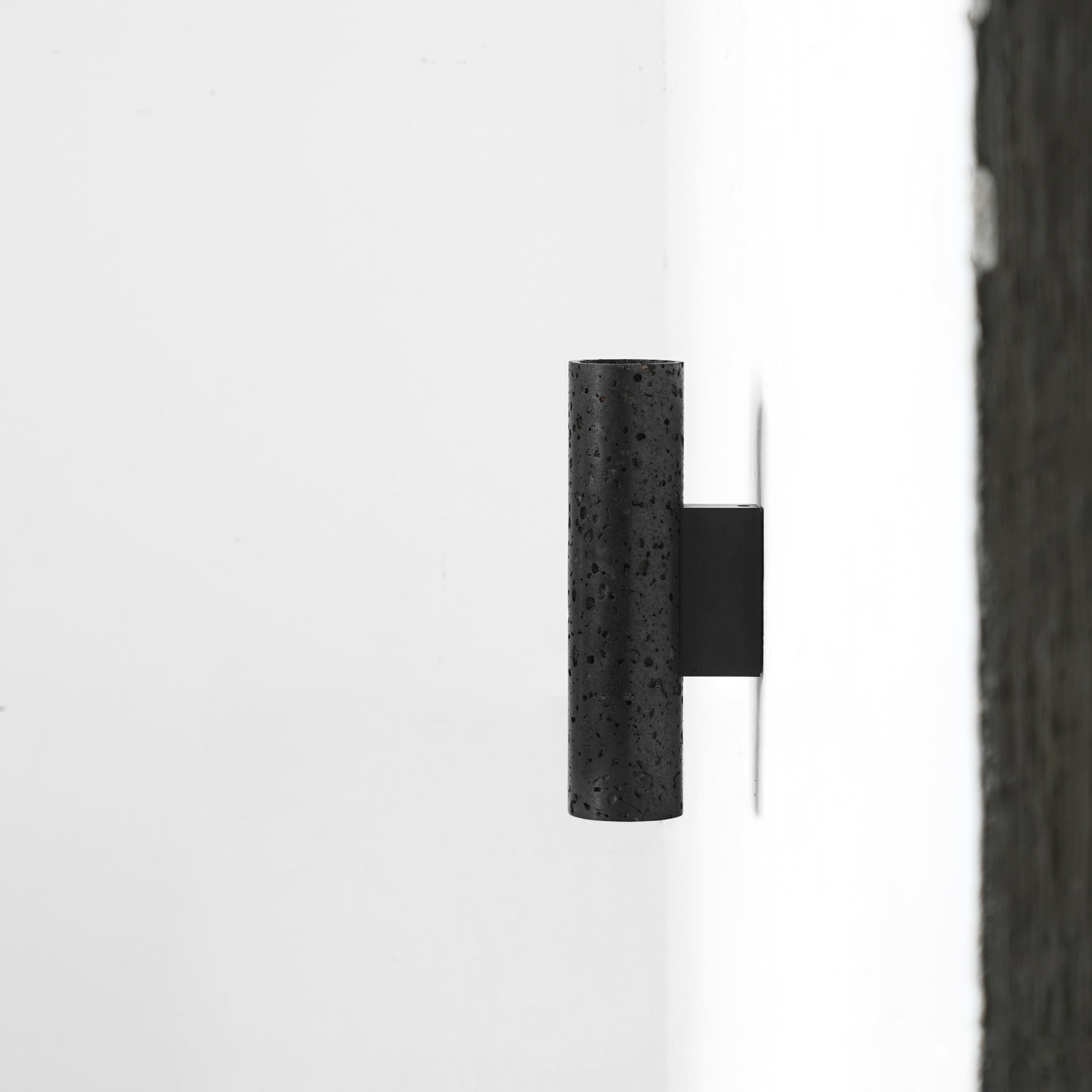 W01 Lava Wall Light