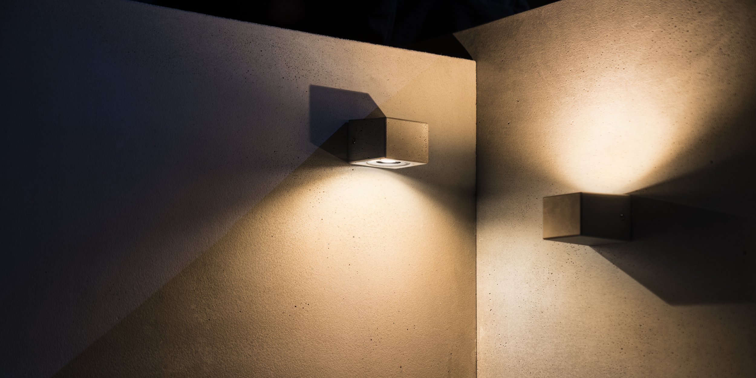 Bentu_D_Wall_Light_5.jpg