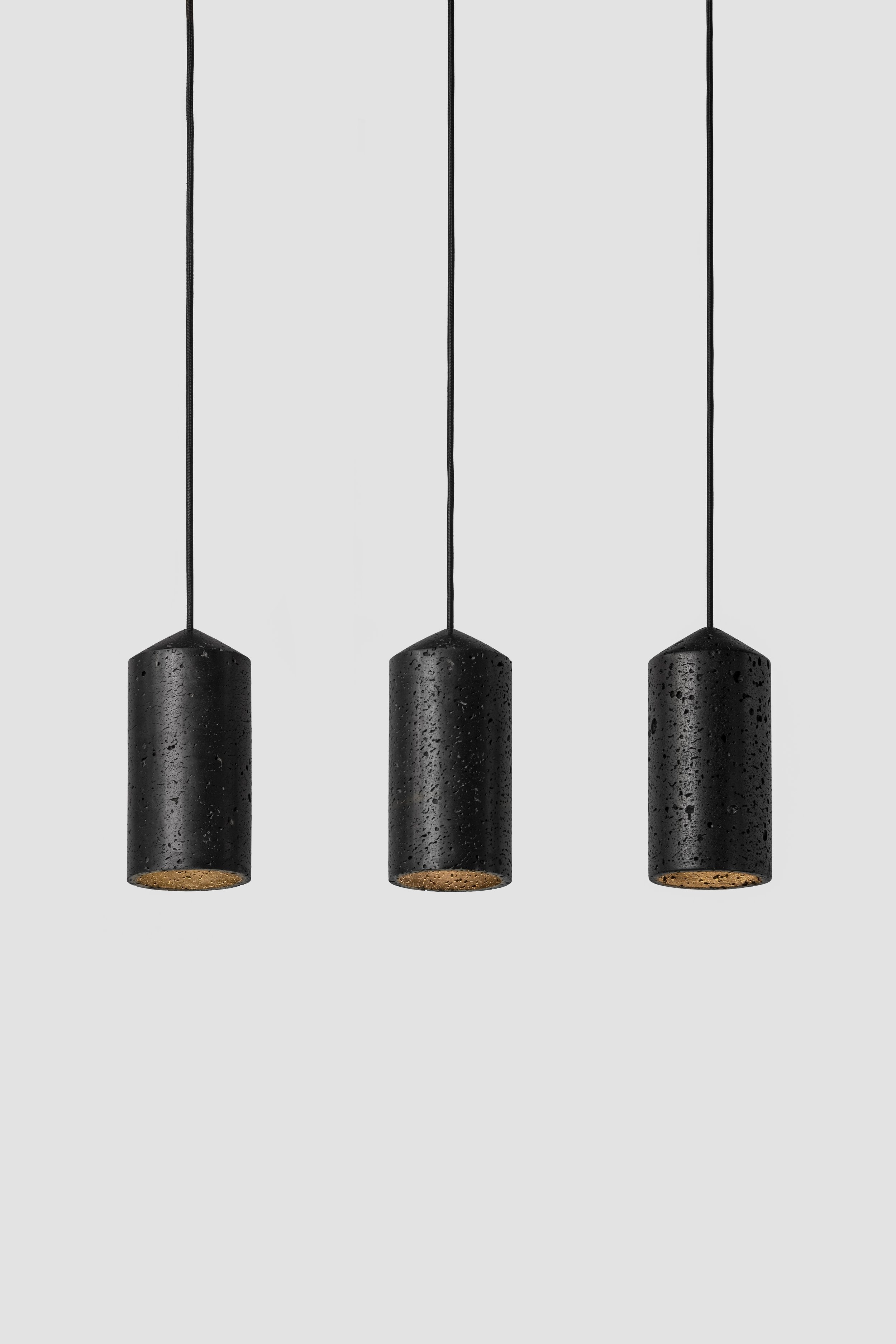 sl-in-lava-pendant-5.jpg