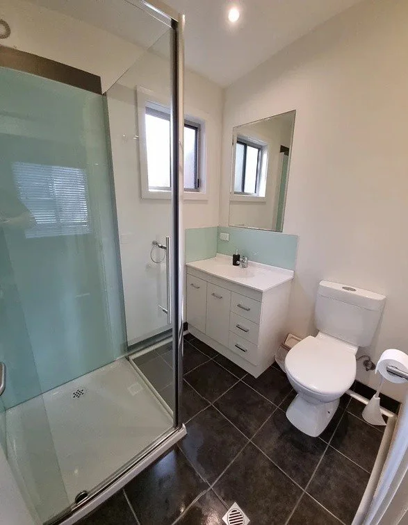 Cabin Bathroom.jpg