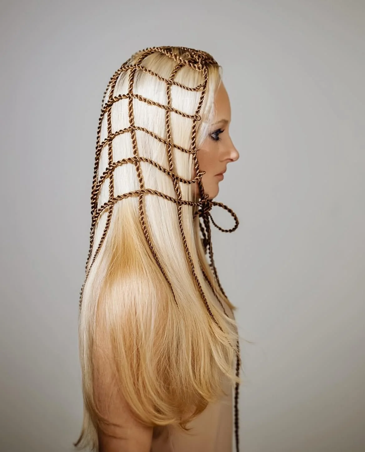 Some hair accessories made of hair I made for the iconic @anica.iordache 

Styled pieces @maisonmargiela and @storrveldi 

Shot by the iconic @anthonia.bejide