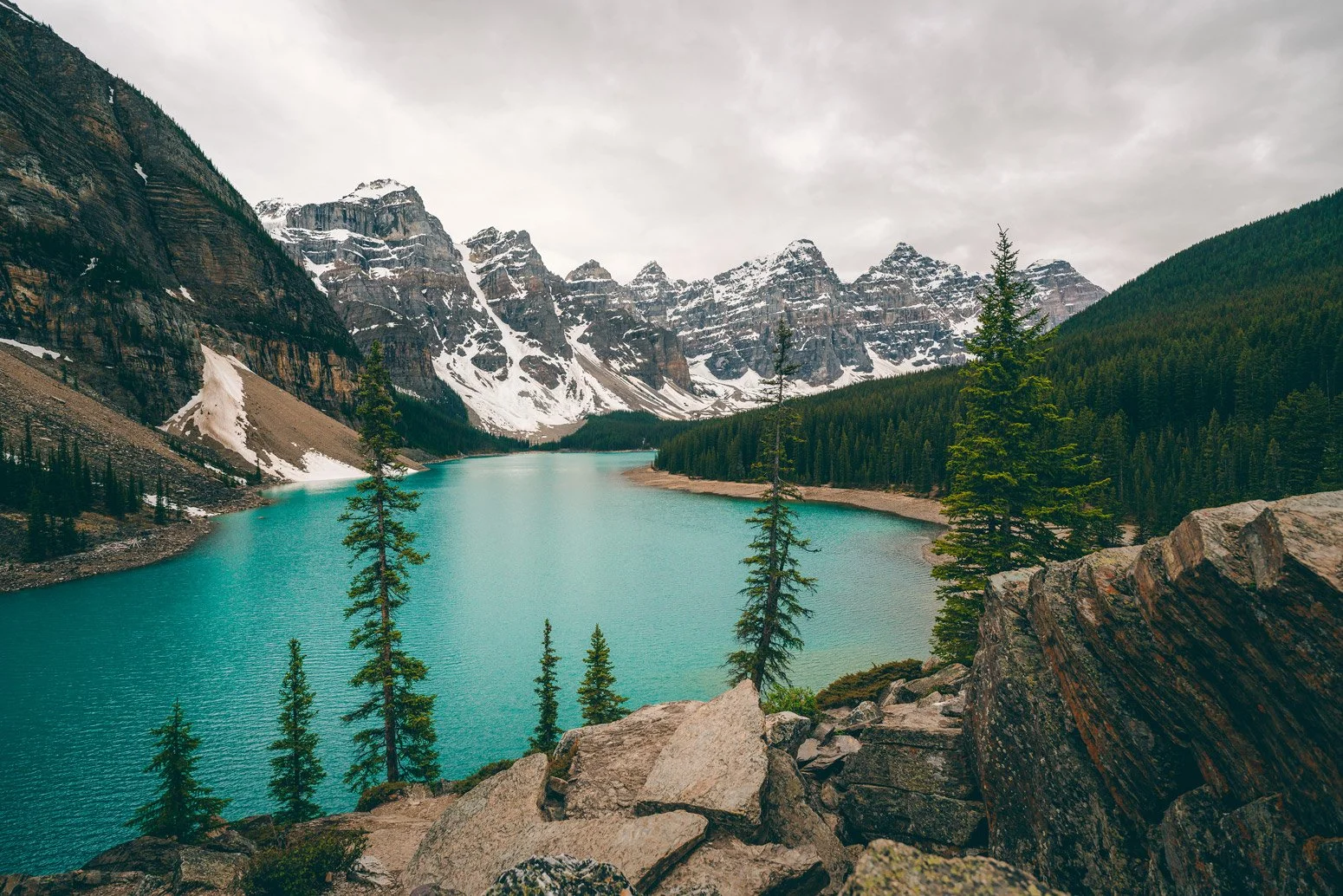 moraine-cloudy.jpg