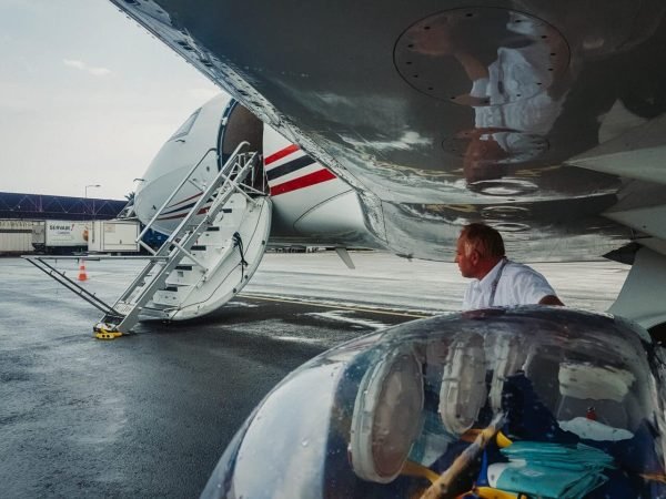 Flight Safety Foundation - Helping save lives in contract aviation