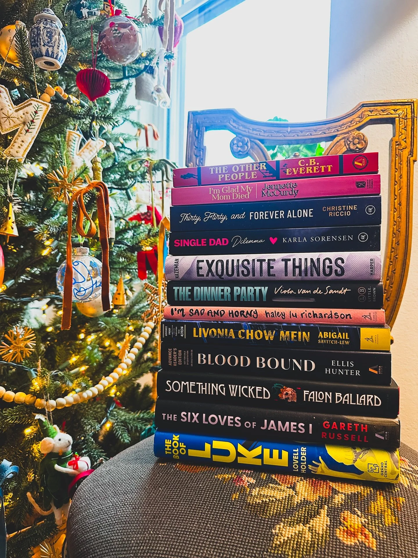 It&rsquo;s a holiday #bookmail moment, and a giveaway for one of you to take home a copy of a book you desire off this list! Comment below with the name of the book you&rsquo;d be most interested in (or many!) and tag a friend for a chance to win it.