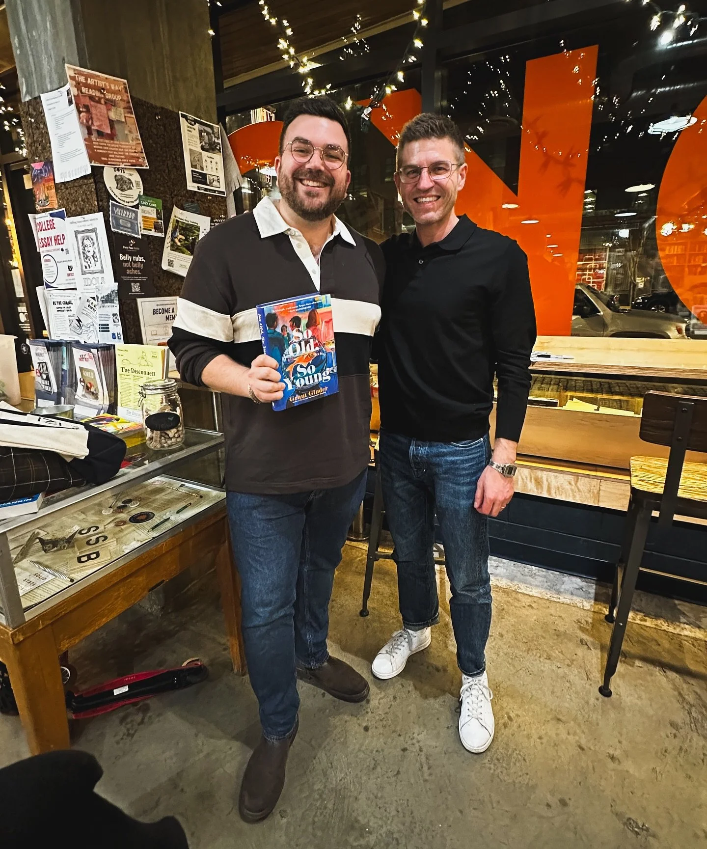 BOOK PEOPLE ARE THE BEST PEOPLE! 

A whirlwind trip to DC to celebrate a frickin&rsquo; incredible novel? Well, yes! I had so much fun getting to attend the DC launch of Grant Ginder&rsquo;s SO OLD, SO YOUNG at my favorite DC bookstore, Solid State B