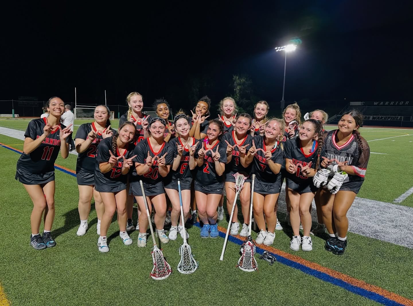 W secured. 🖤🥍 ❤️ Congratulations Hornets! 

@herndonglax