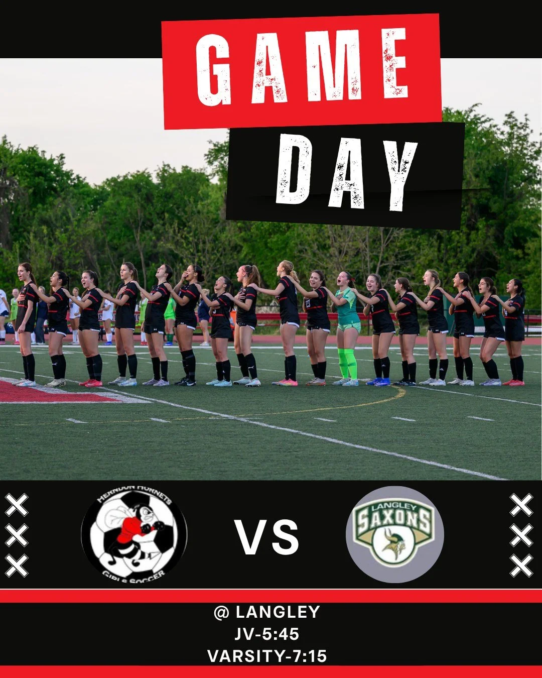 Girls soccer is on the road tonight against Langley.  Come out and cheer them on!⚽
@karl_majer_photography