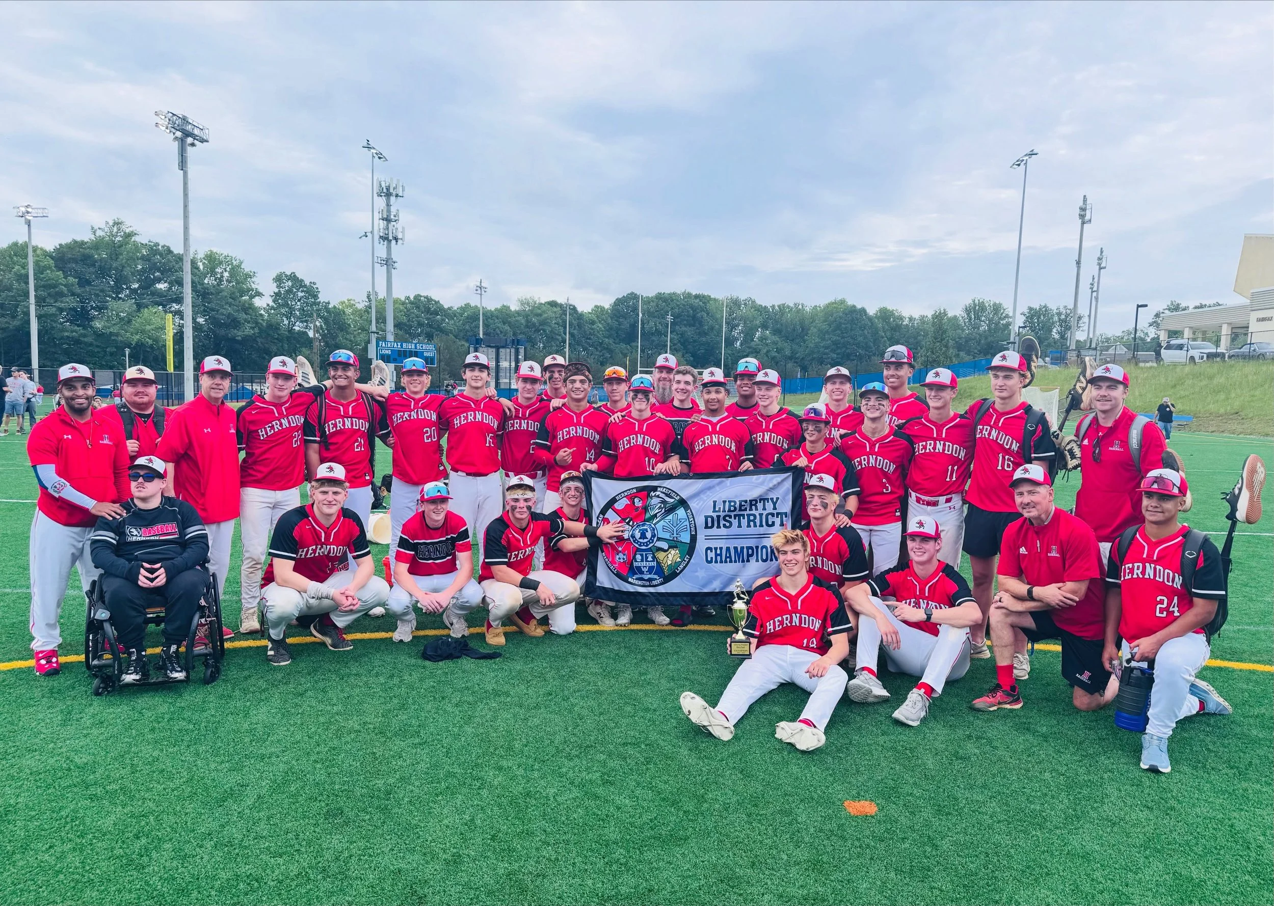 🏆 DISTRICT CHAMPS! 🏆

Congratulations to the Herndon Hornets Boys Baseball team on winning the Liberty District Championship with an incredible 2-1 victory over McLean! What a battle and what a way to bring home the title! ⚾️🐝

Now it&rsquo;s time