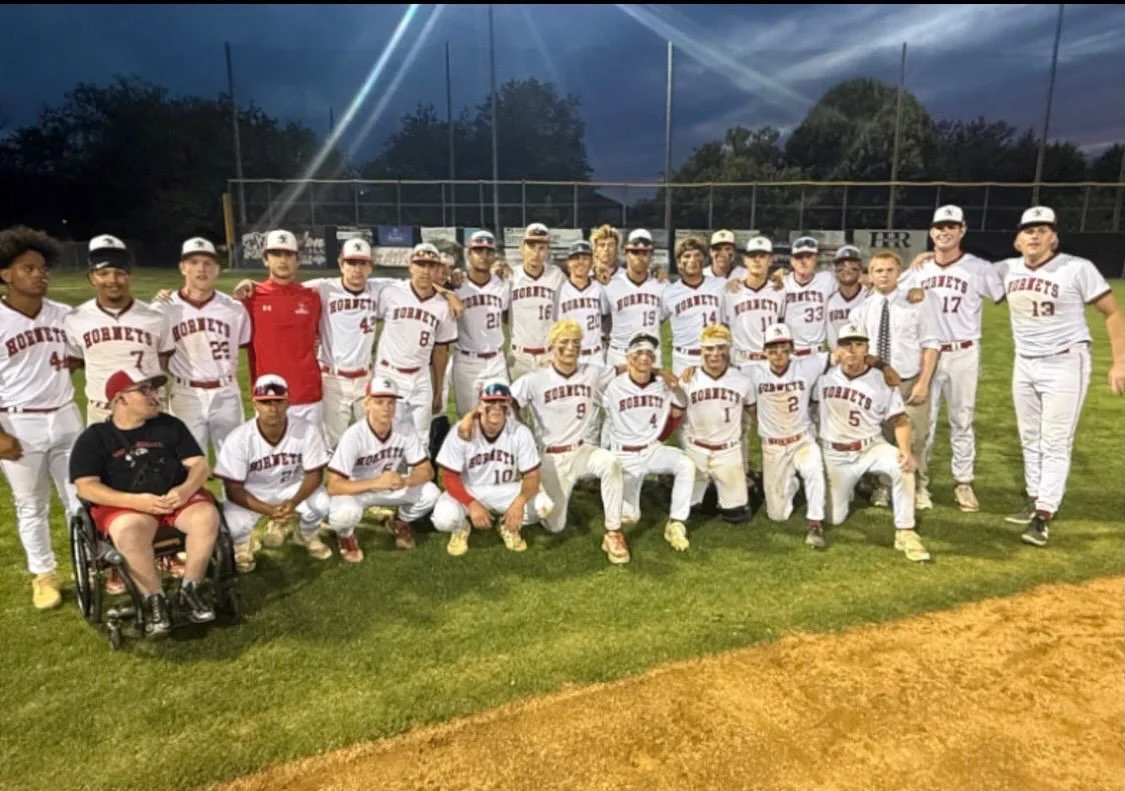 FINAL BOUND! ⚾️

Varsity Baseball defeats the Patriots 10-7 to advance to the Northern Region Final! The Hornets will battle for the championship on Wednesday (Home) at 6:30 PM. Congratulations!!! ❤️🖤⚾️