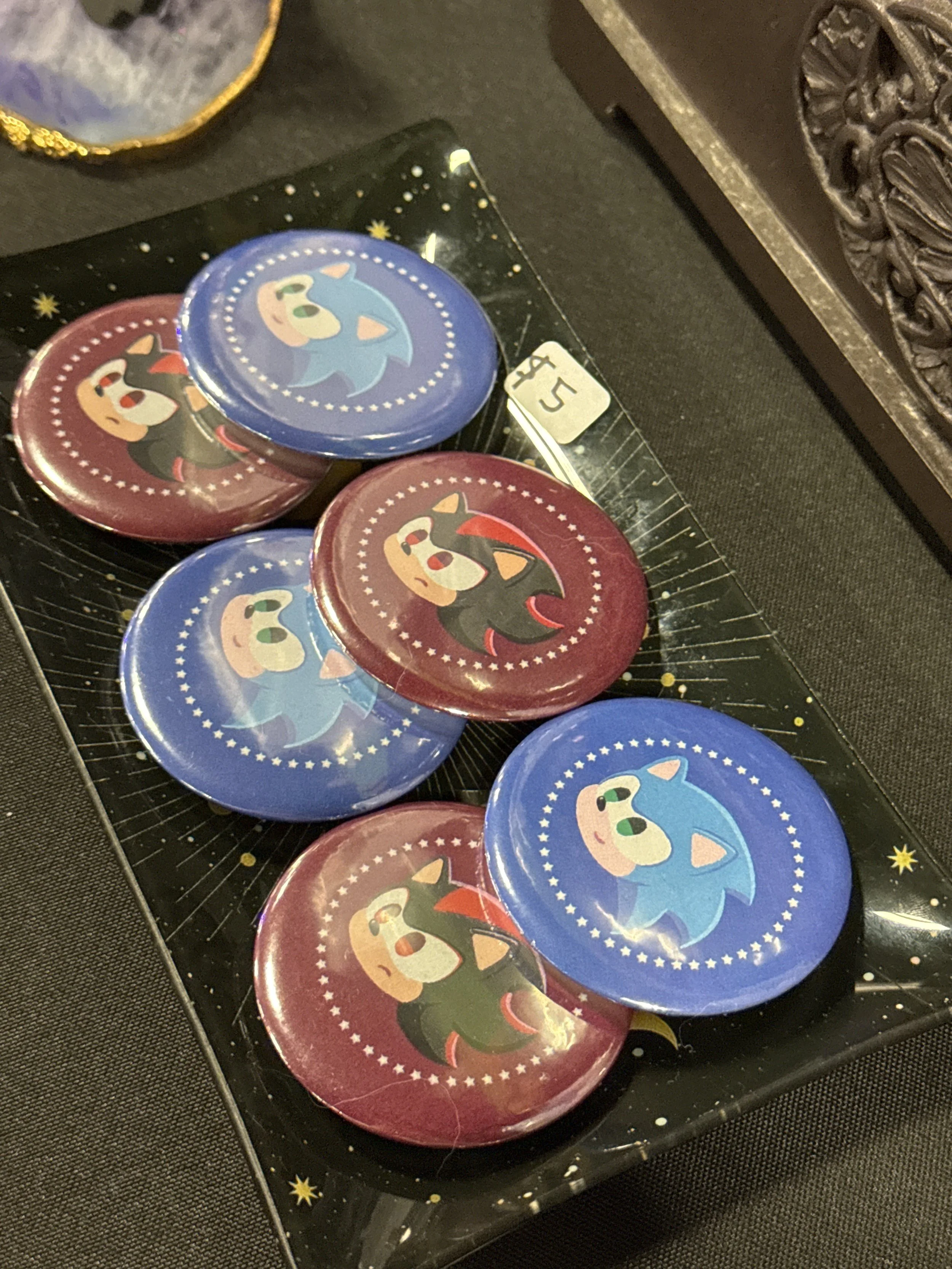 Sonic & Shadow Buttons.jpeg