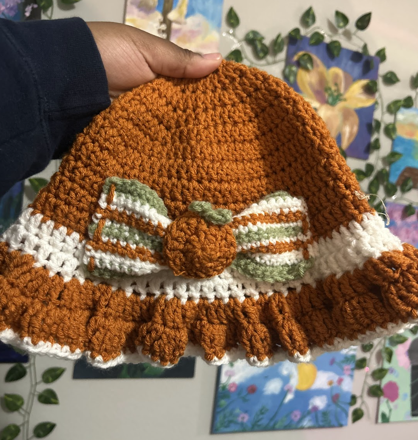 ORANGE BOW RUFFLE HAT