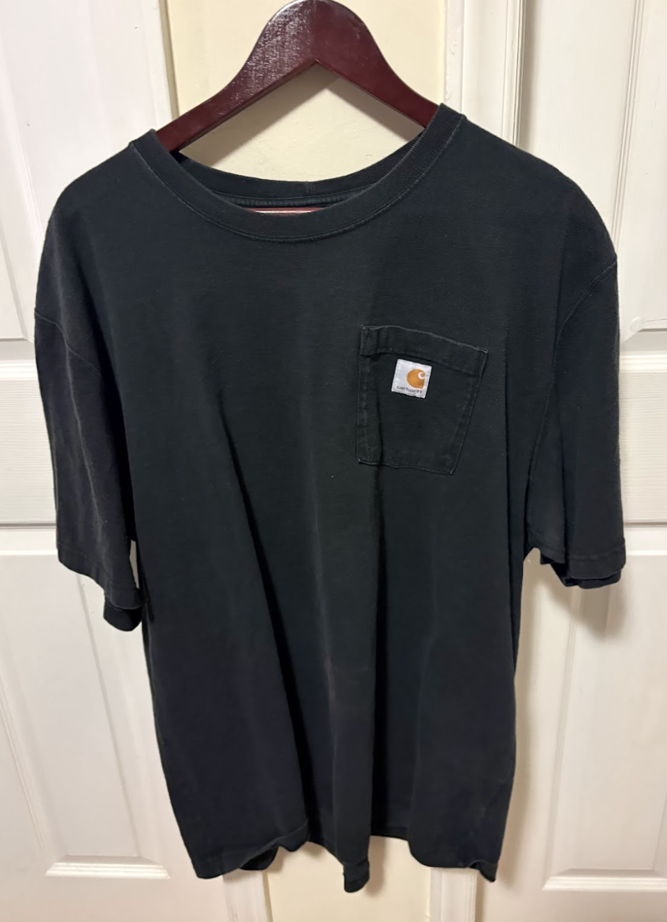 BLACK CARHARTT POCKET TEE