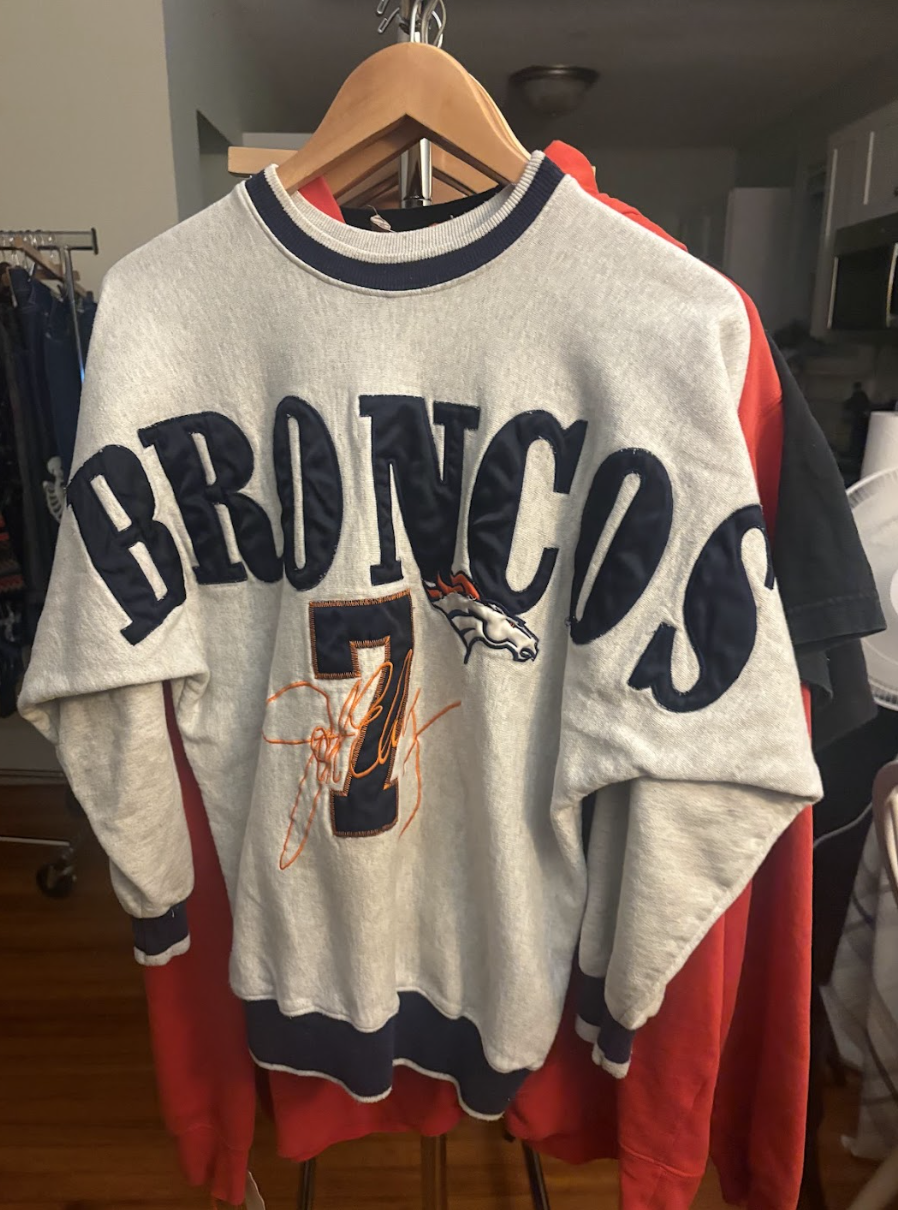 Vintage Broncos Crewneck