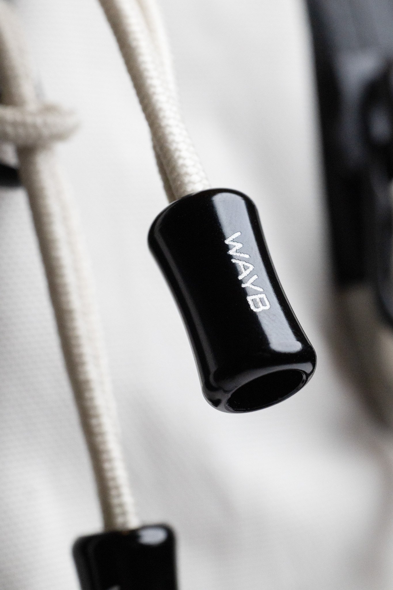 Zoomed in on the details because sometimes the simplest things are just too slick not to notice &mdash; this little piece of gear from WAYB really knows how to keep it clean and clever. 
#WAYB #DesignMatters #MinimalVibes #EverydayGear #ModernStyle #