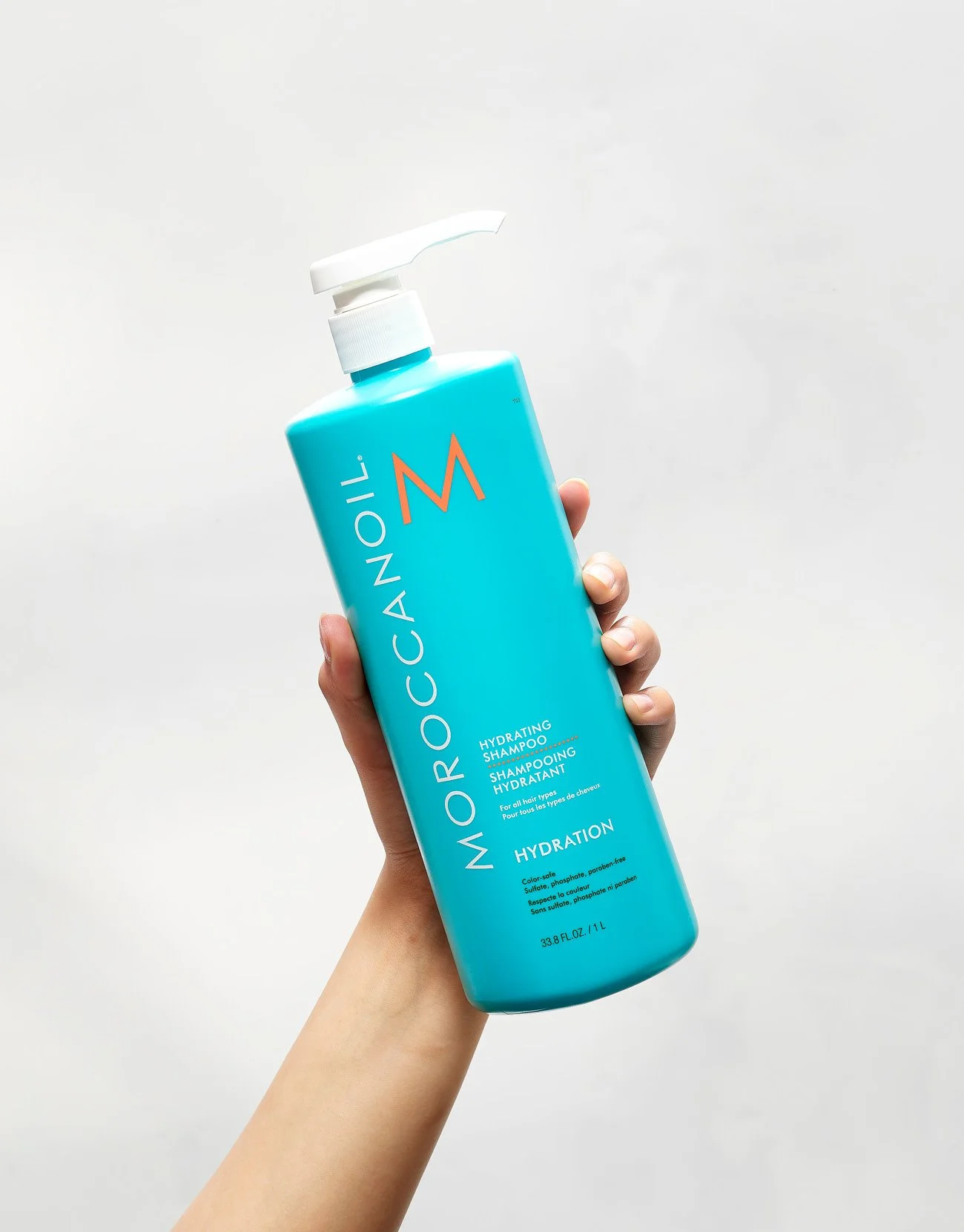 Hydrating_Shampoo_1000ml_lifestyle.jpg