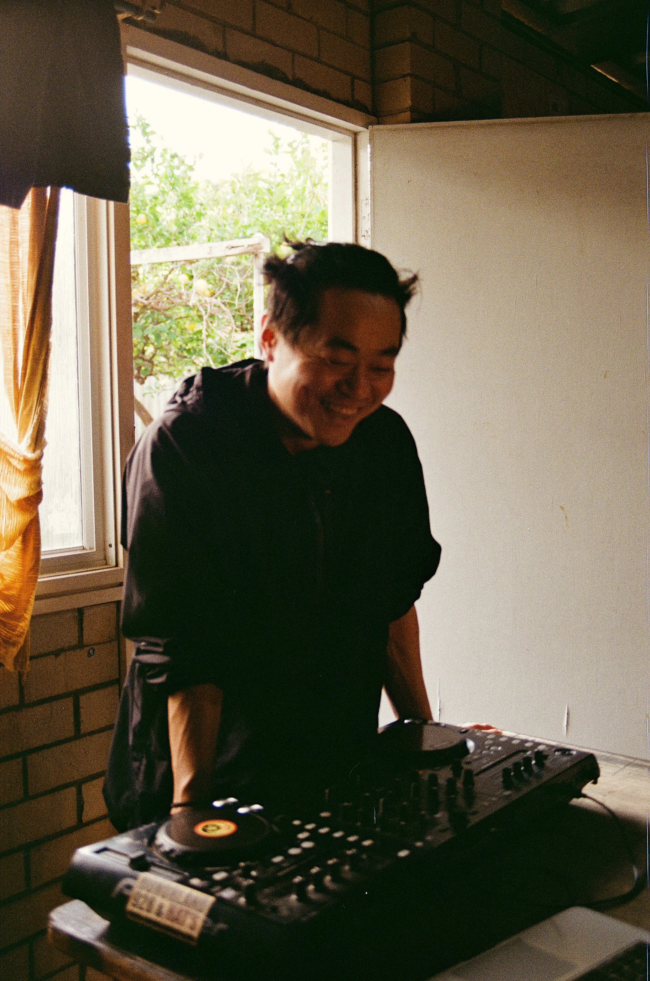 (P) Shadow 03.jpg
