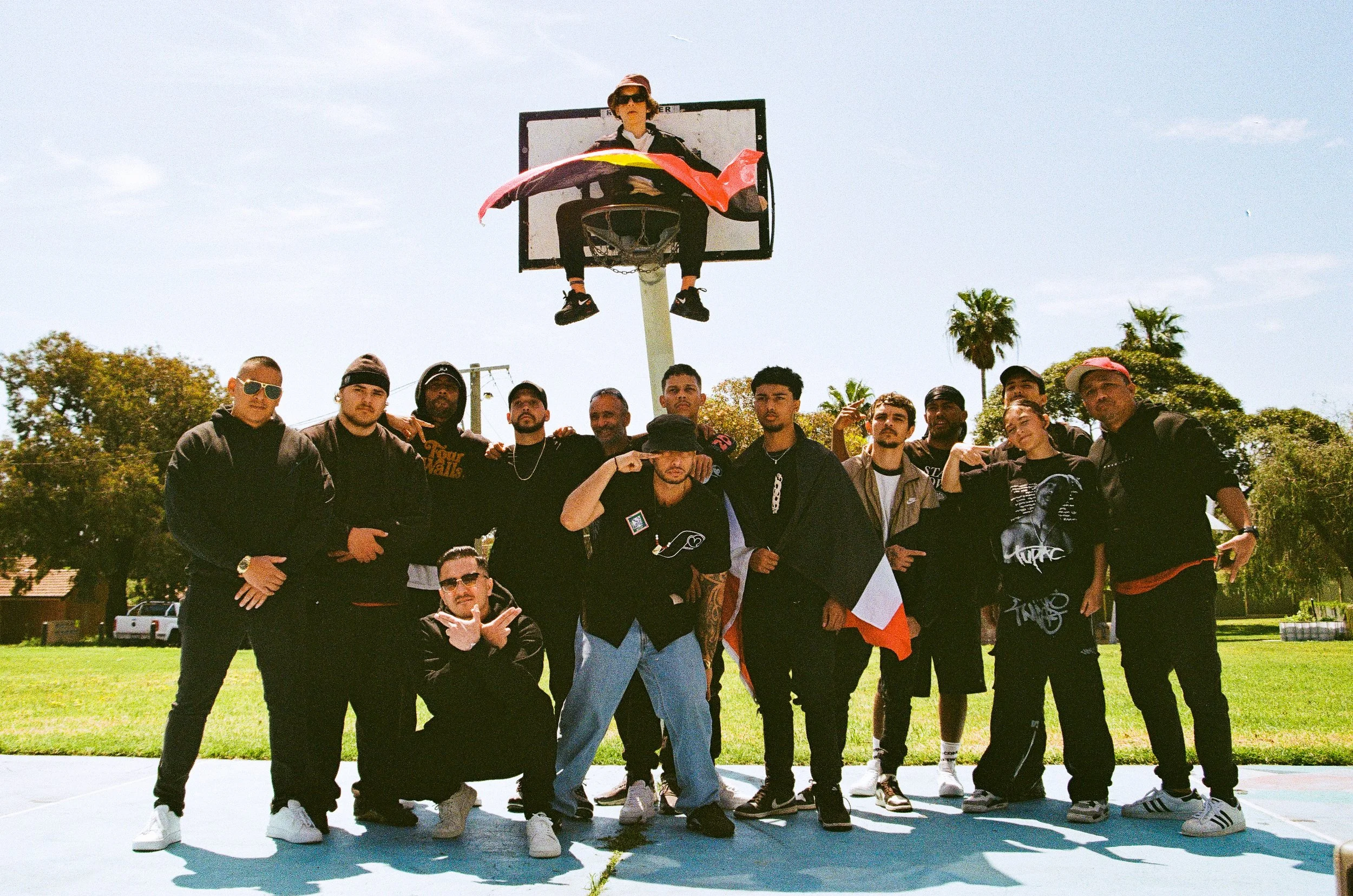 $Represent - _000040360030.jpg