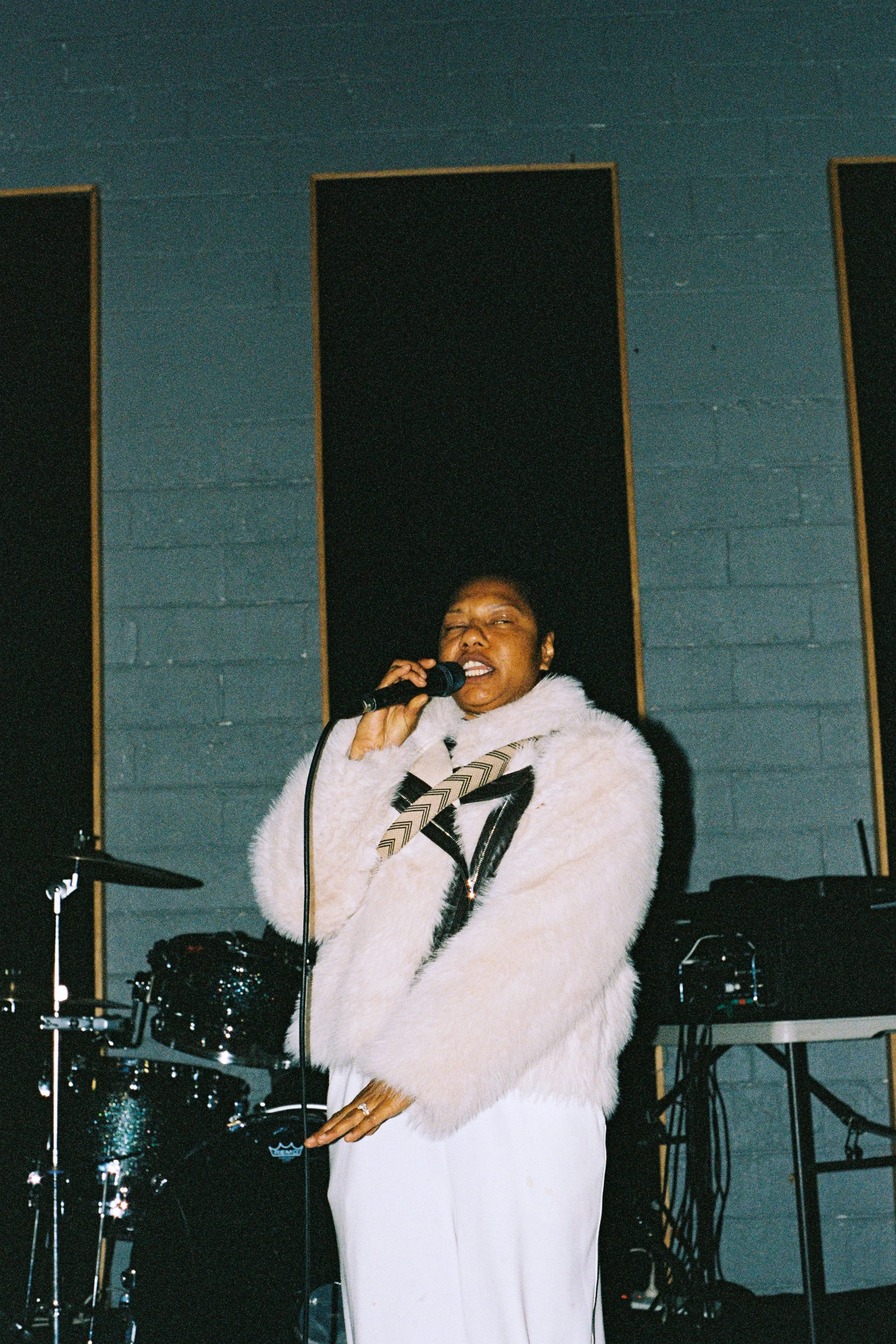 000058-2.jpg
