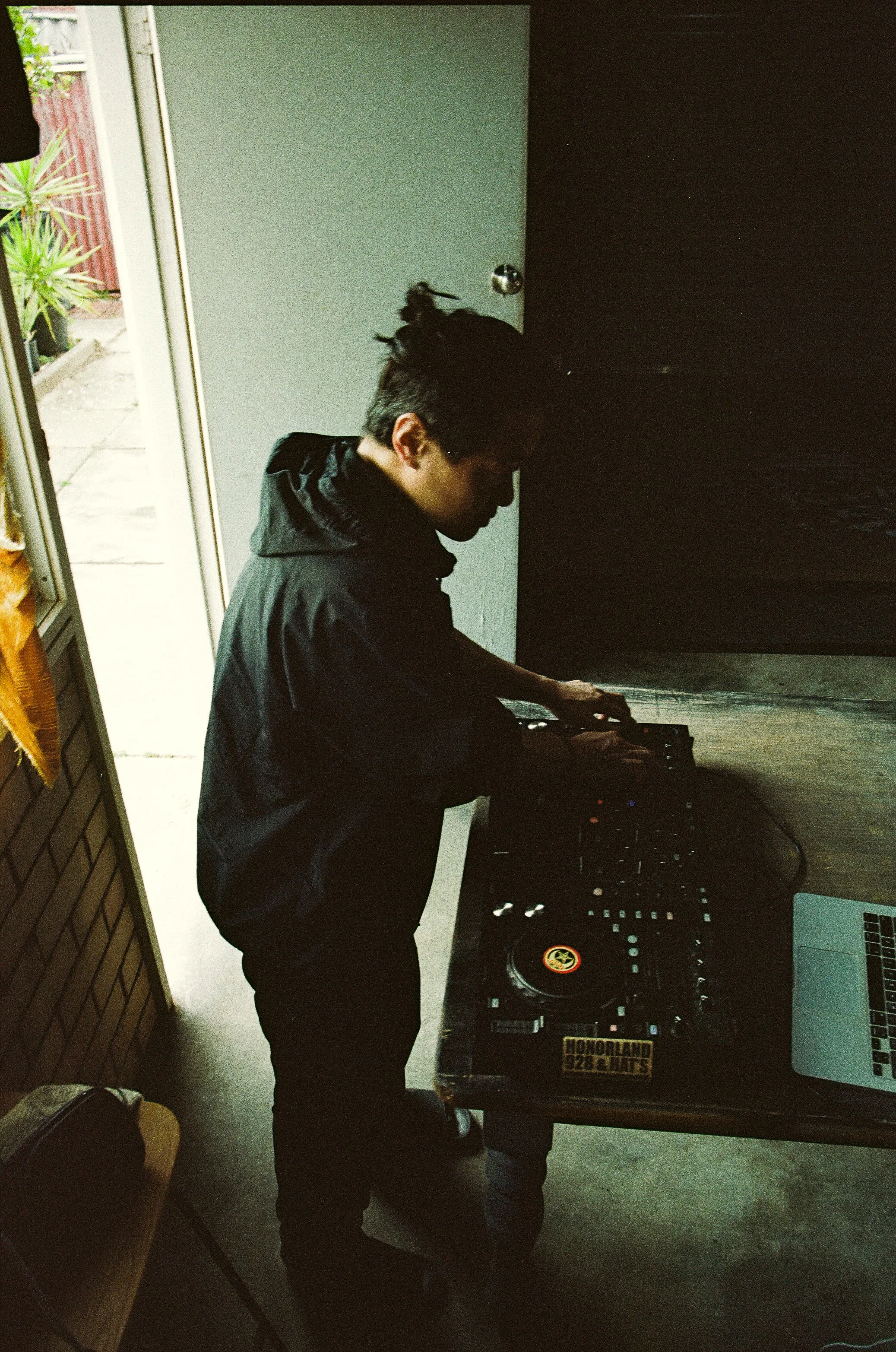(P) Shadow 12.jpg
