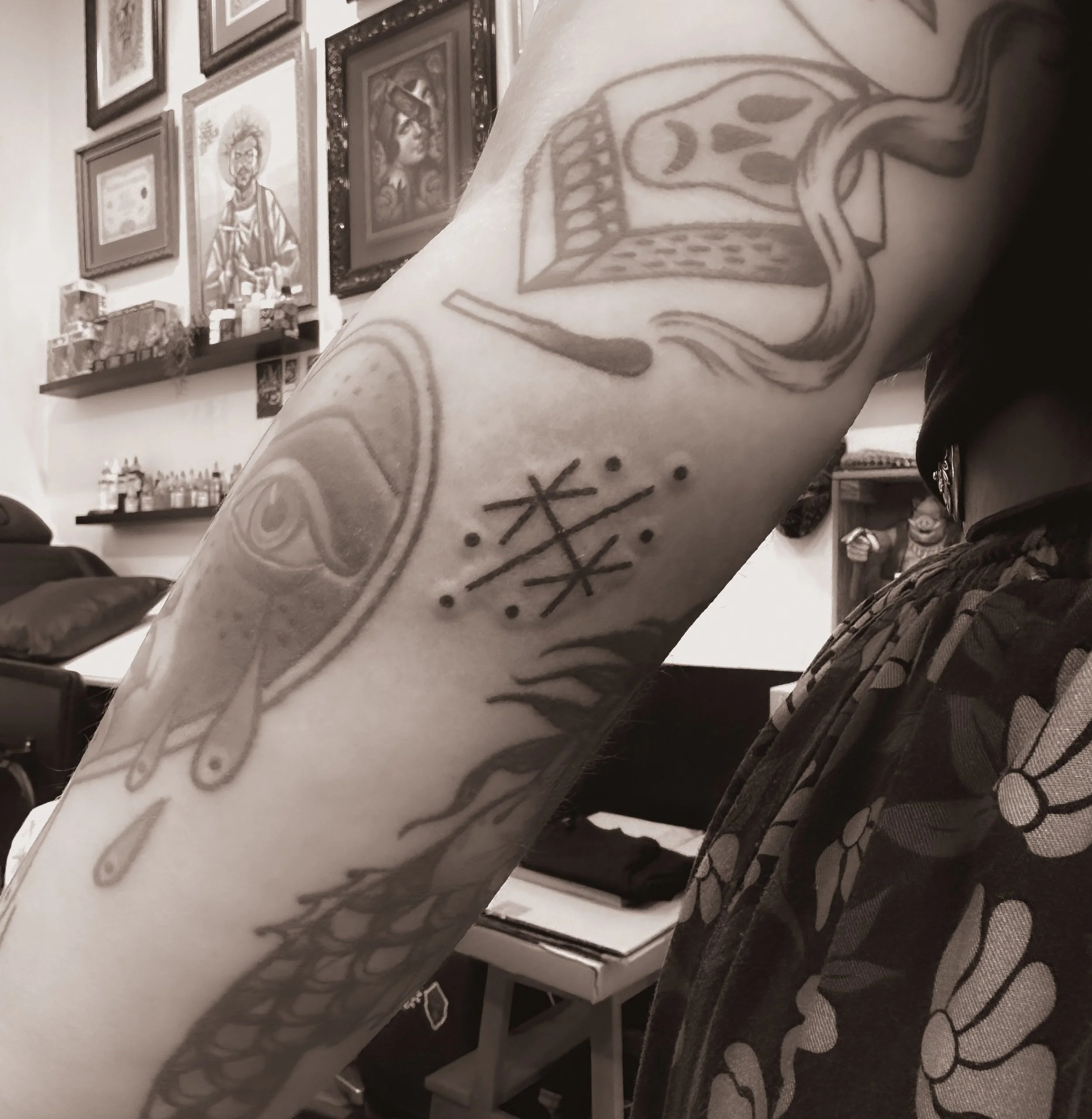 custom magick sigil jurrah clarita handpoke tattoo