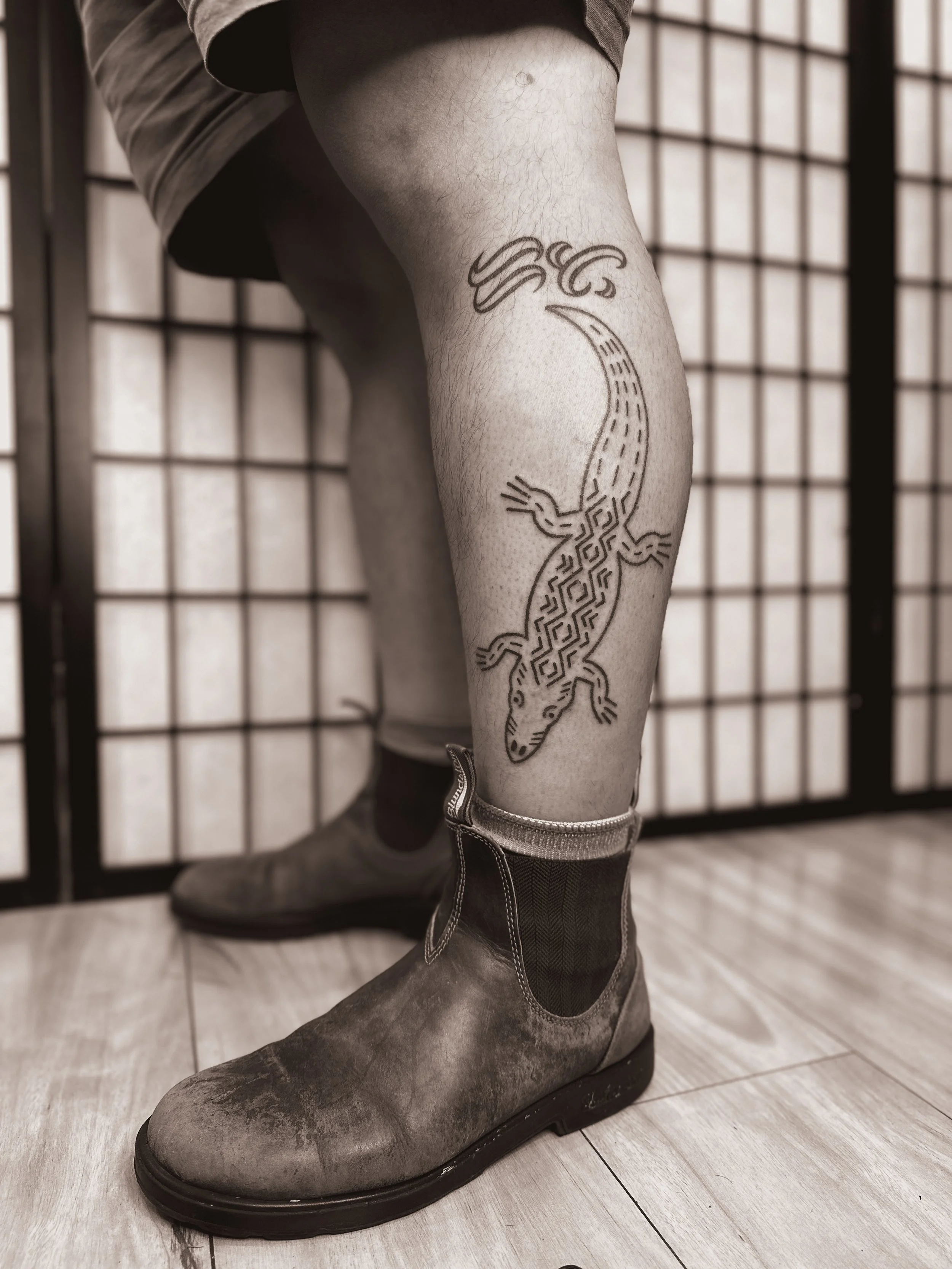 jurrah clarita handpoke contemporary filipino batek / batok / tatak sydney