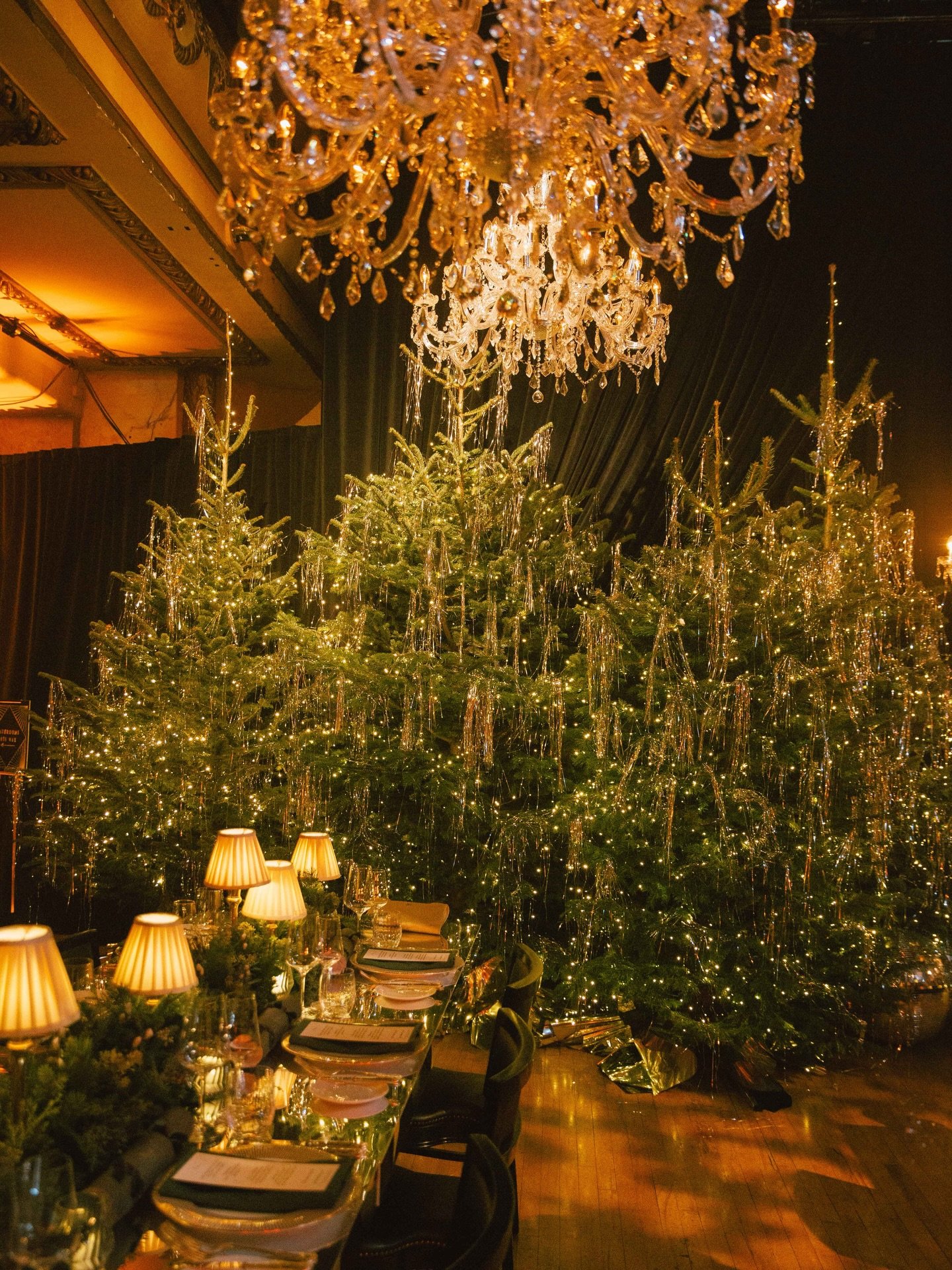 Can you tell we&rsquo;re a little bit excited for Christmas&hellip;!?
One week to go 🎄