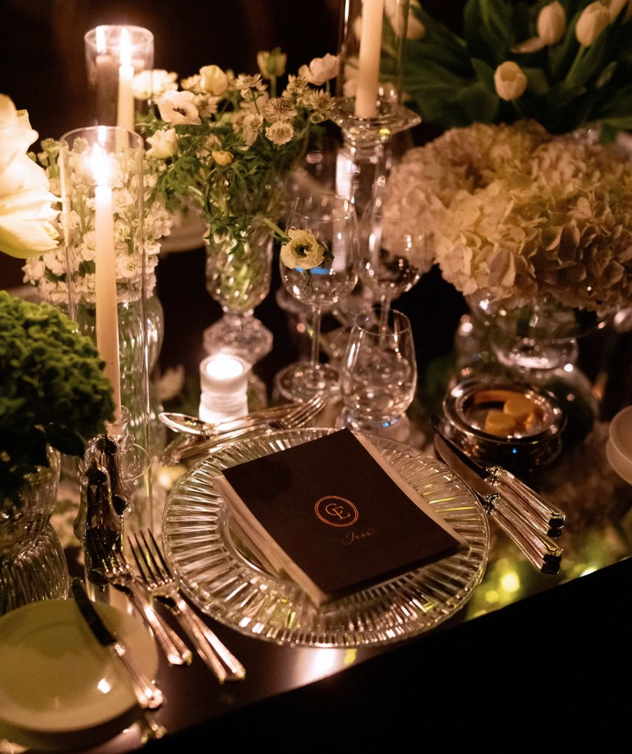 Cut crystal, candle glow, layered florals, and polished silver&mdash;every element placed with intention. 

A composition in detail-driven design and quiet luxury.

Photography @alli.studio 
Flowers @wildflowersedinburgh 
Venue @thegleneagleshotel

#