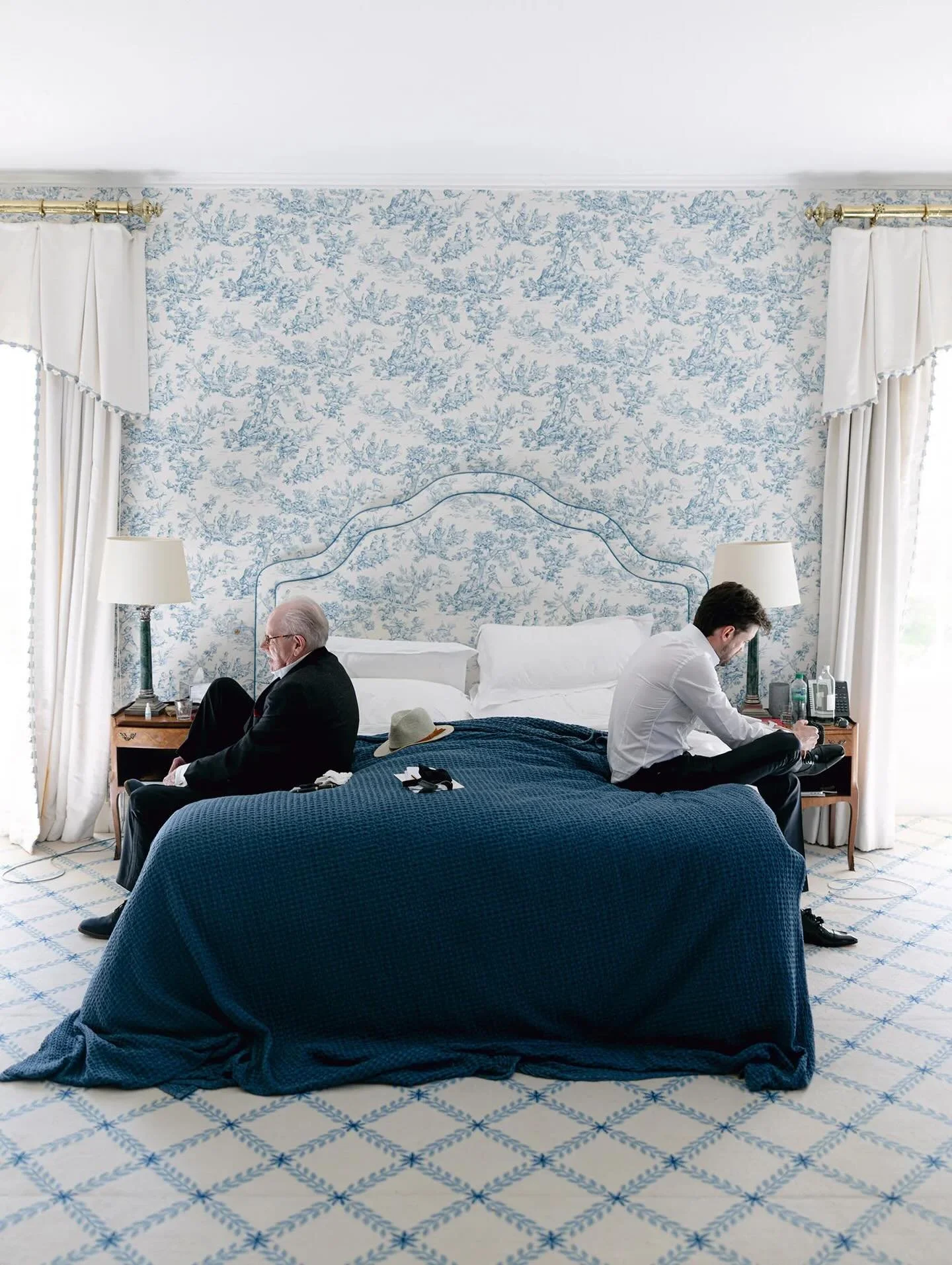 @jackwhitehall preparing for the ceremony at Euridge Manor, alongside his father and closest friends, ahead of the day.

Location:  @Euridge_
Photos: @HollyClarkPhotography
