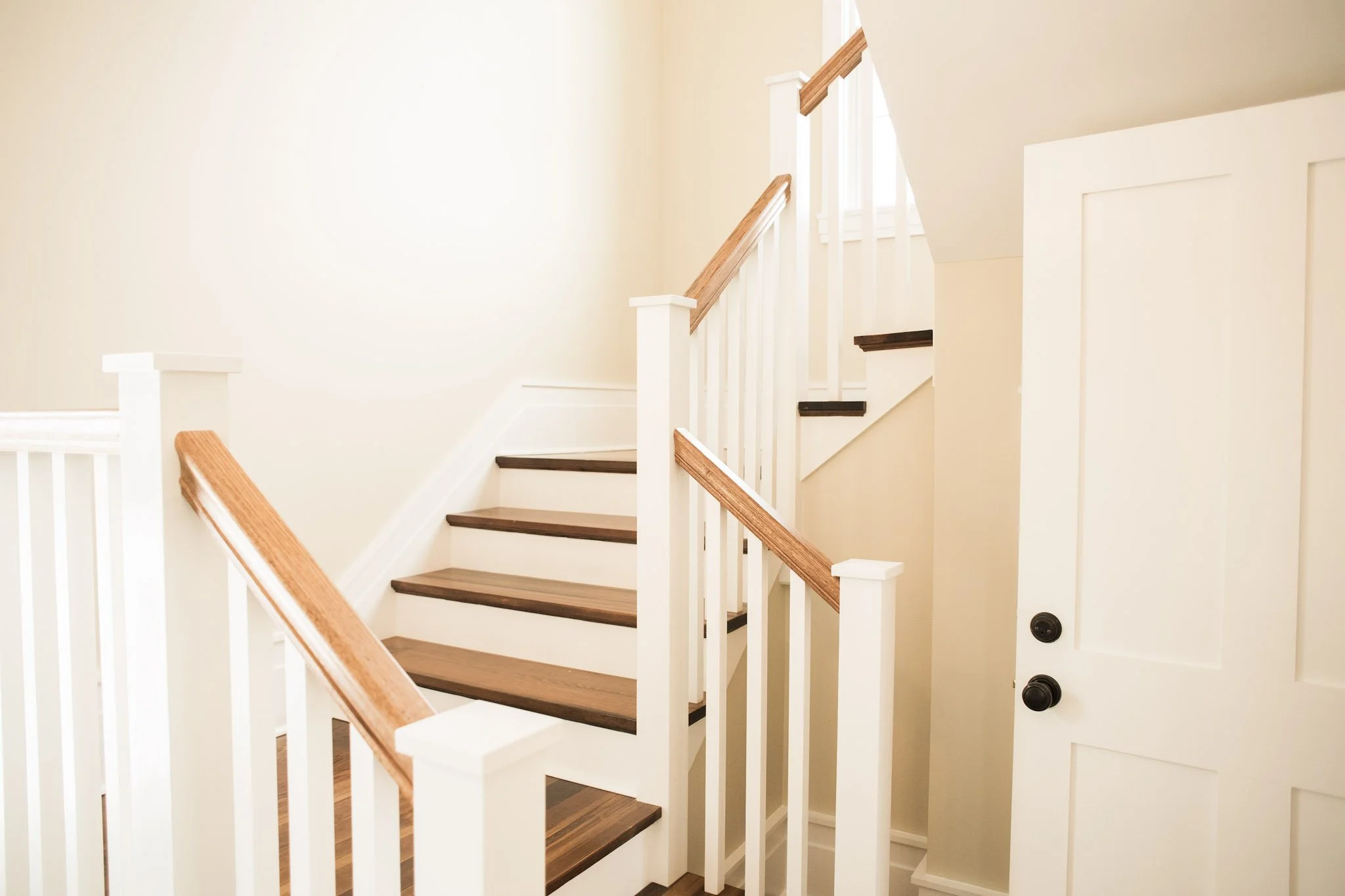 historic home staircase