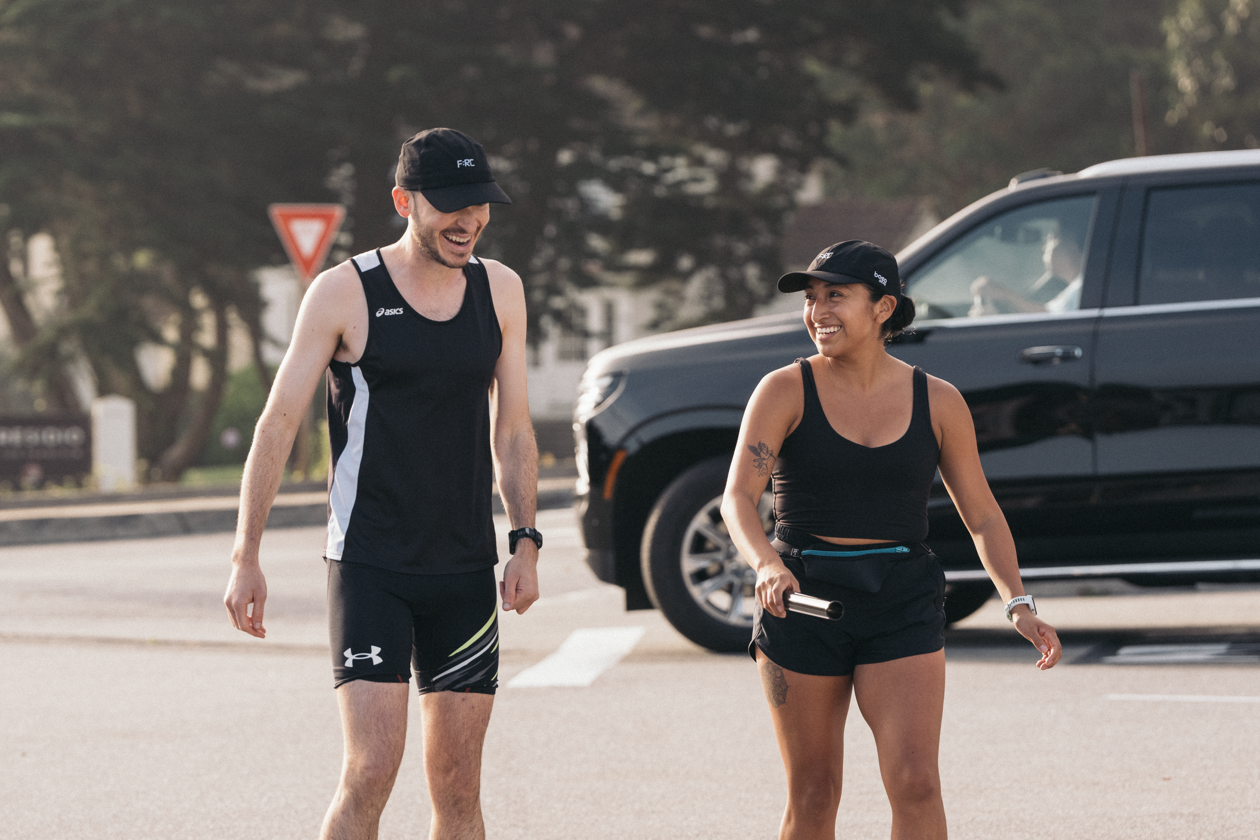 adidas_Run the Gold-4.png