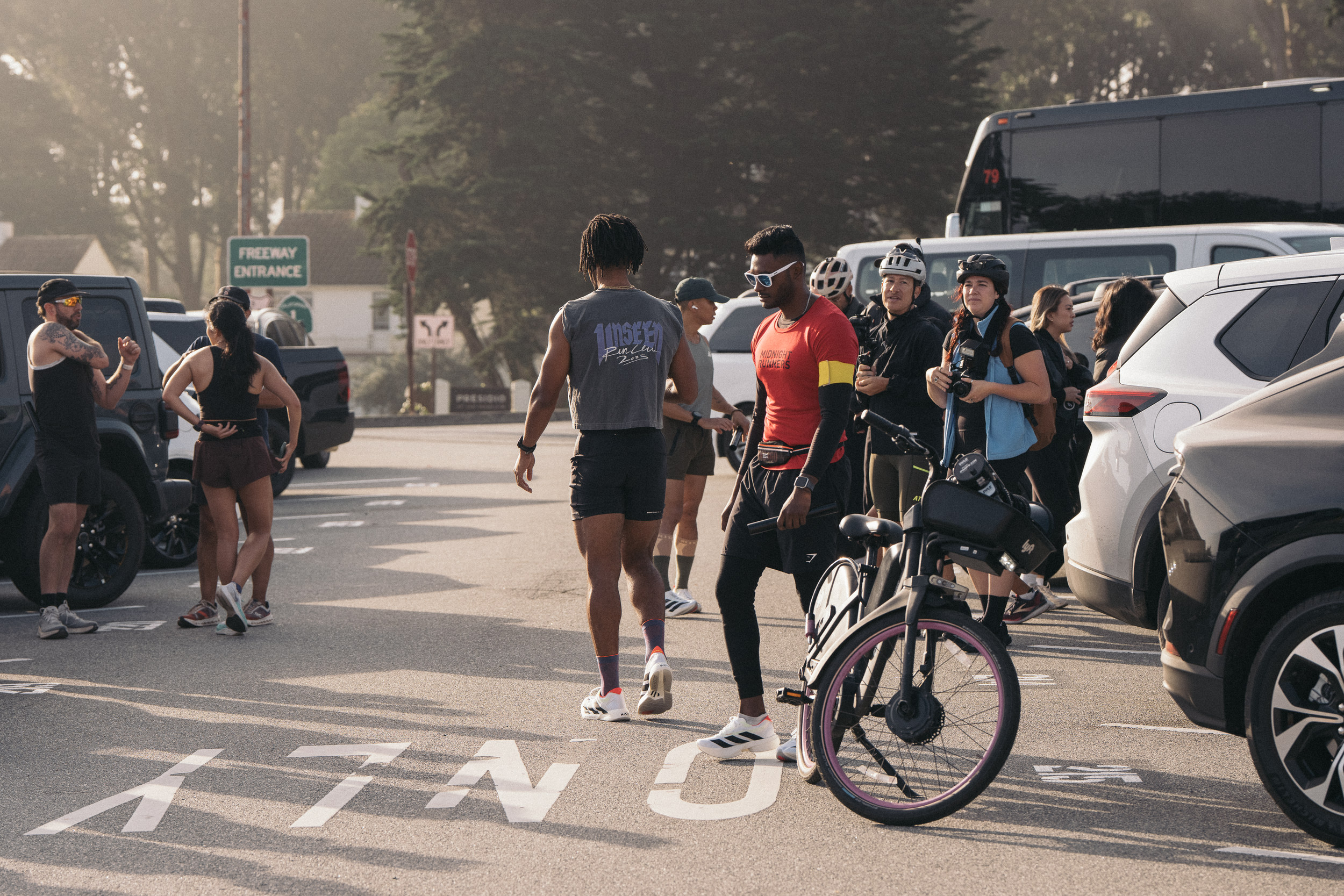 adidas_Run the Gold-13.png