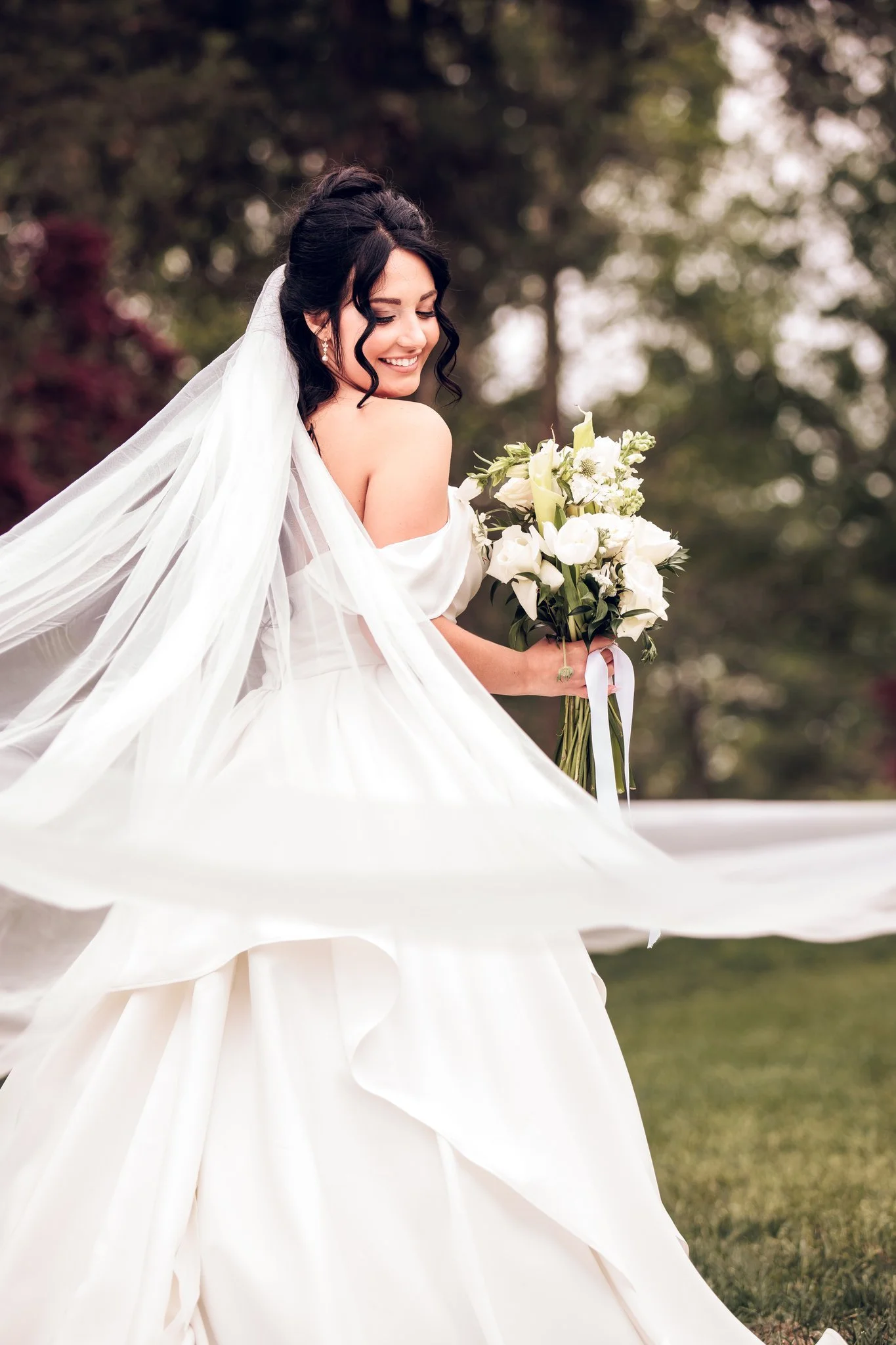 16-couple-portrait-perryville-mo-wedding.jpg