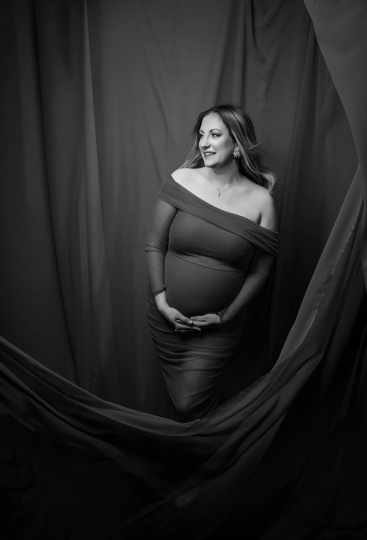 13-soft-blue-tan-tulle-maternity-photos-cape-girardeau-mo.jpg