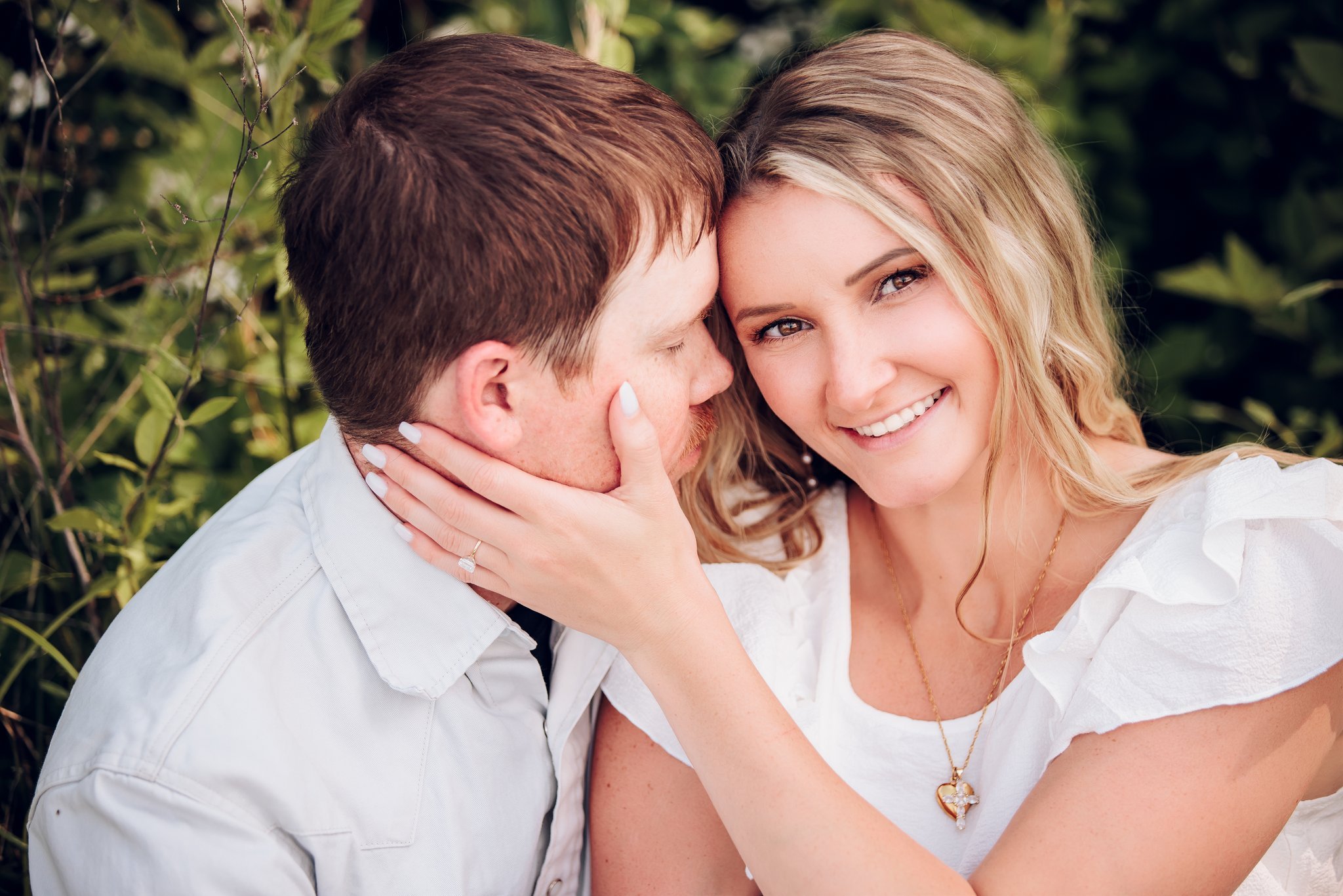 12-golden-hour-engagement-photos-cape-girardeau.jpg