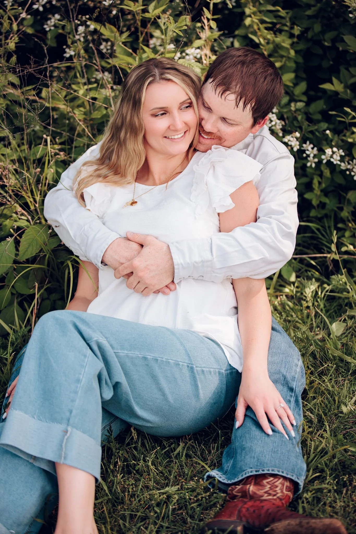 14-relaxed-country-engagement-session-cape-girardeau.jpg