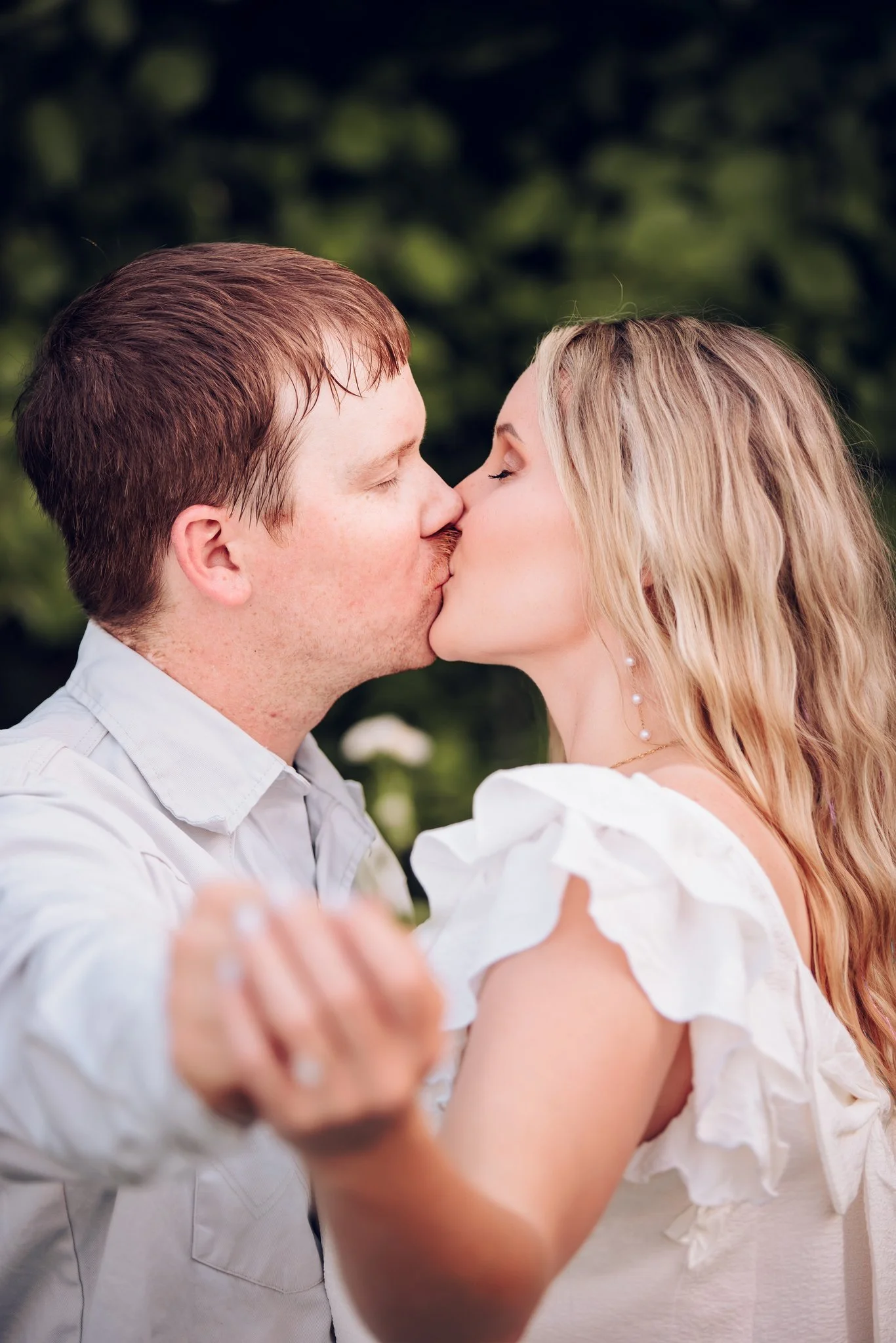 18-frohna-mo-engagement-session.jpg