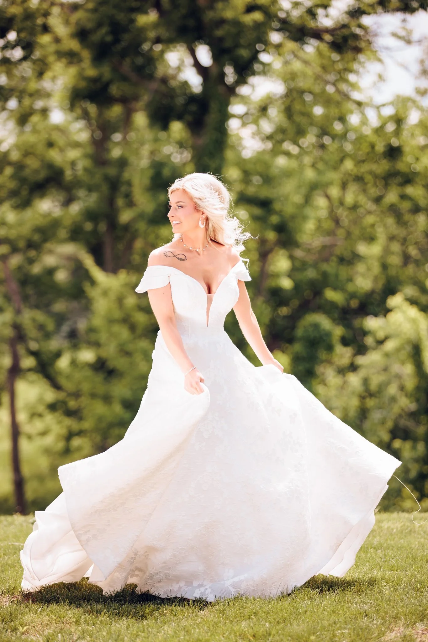 18-bridgerton-inspired-wedding-perryville-mo.jpg