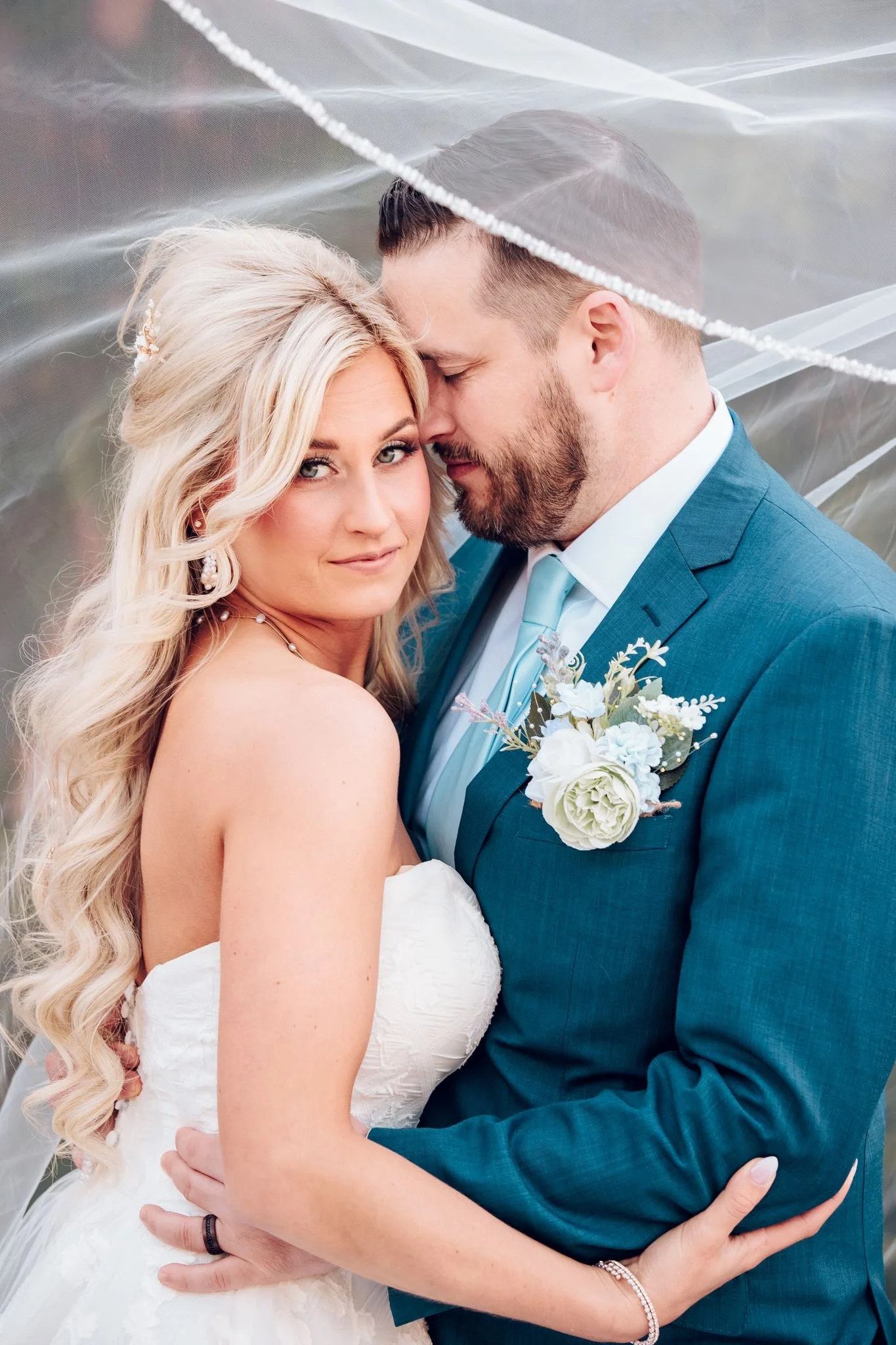 32-bride-and-groom-perryville-mo-wedding.jpg
