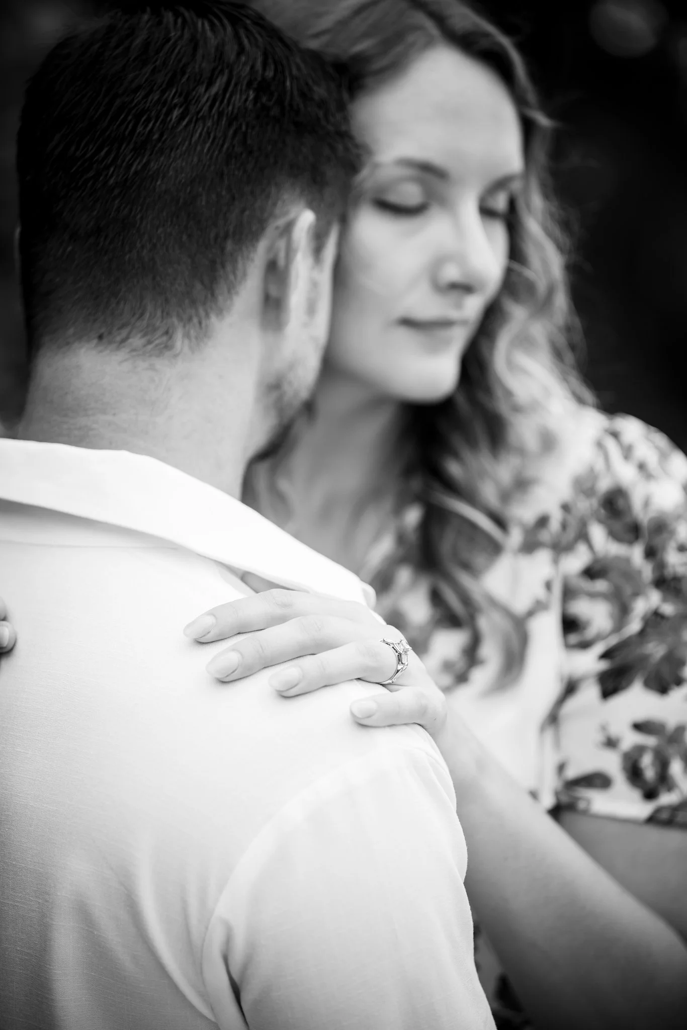 33-perryville-mo-engagement-session.jpg