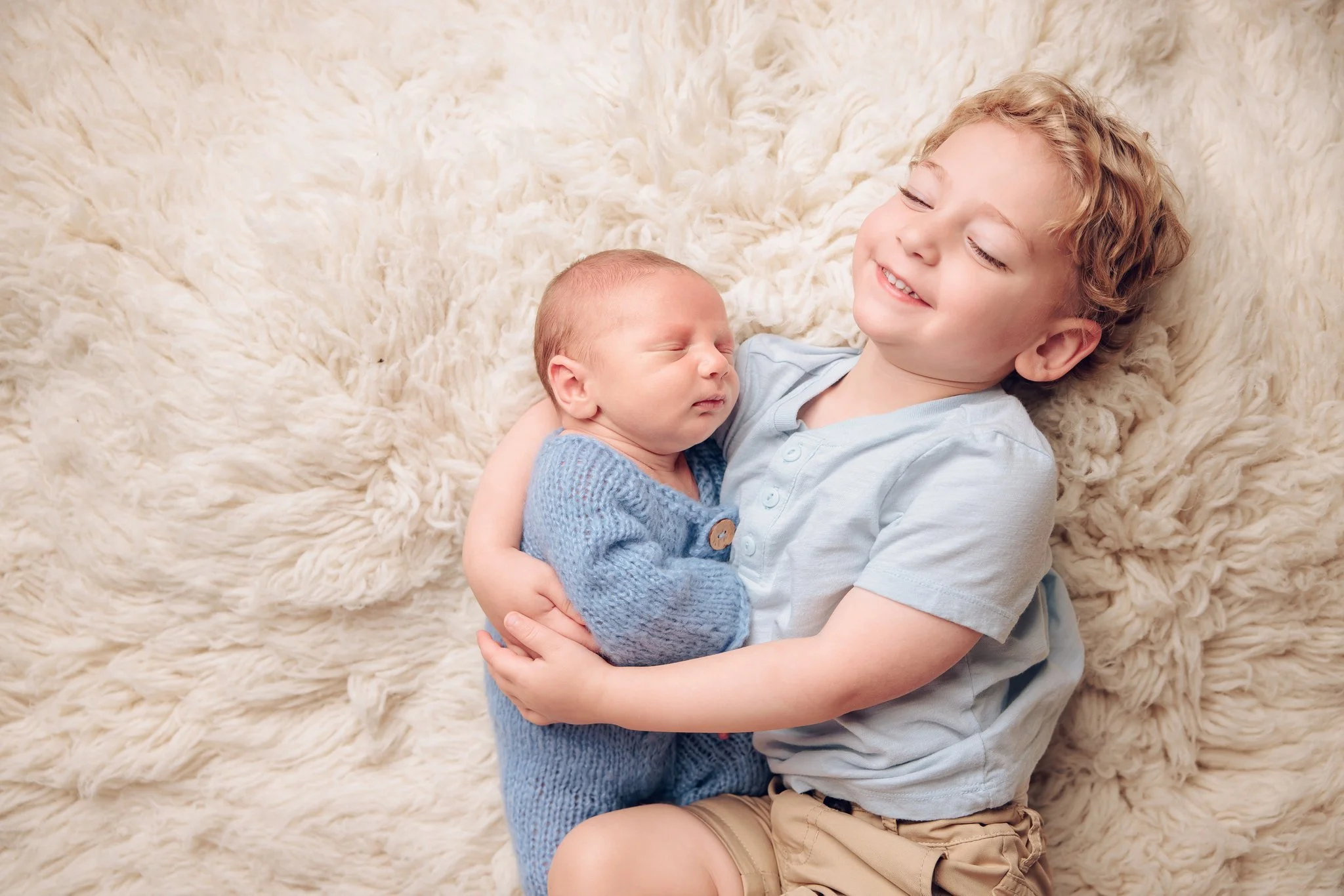 14-newborn-session-with-siblings-cape-girardeau-mo.jpg