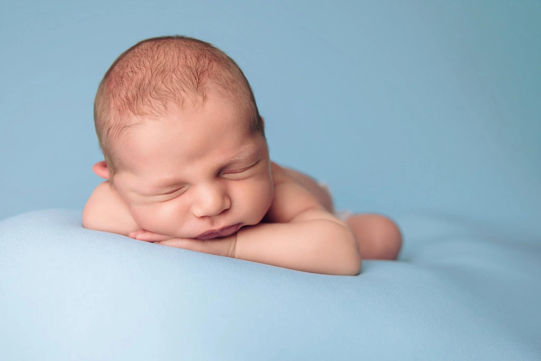 29-posed-newborn-portraits-cape-girardeau-mo.jpg