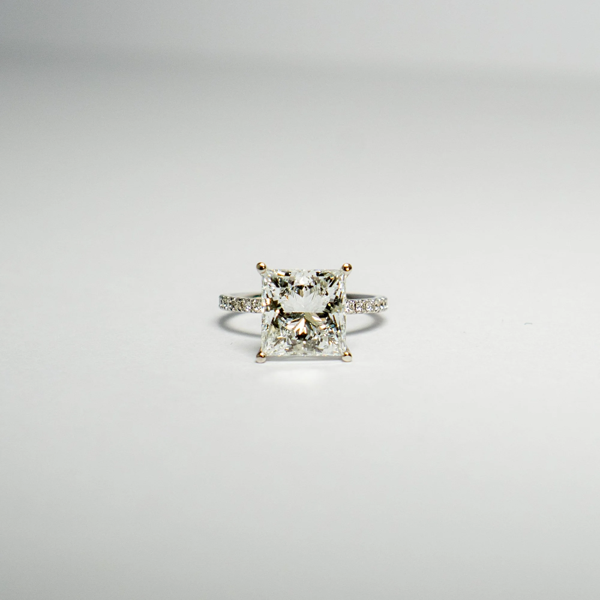Jerry-G's-Designers-Vault-Diamonds.jpg