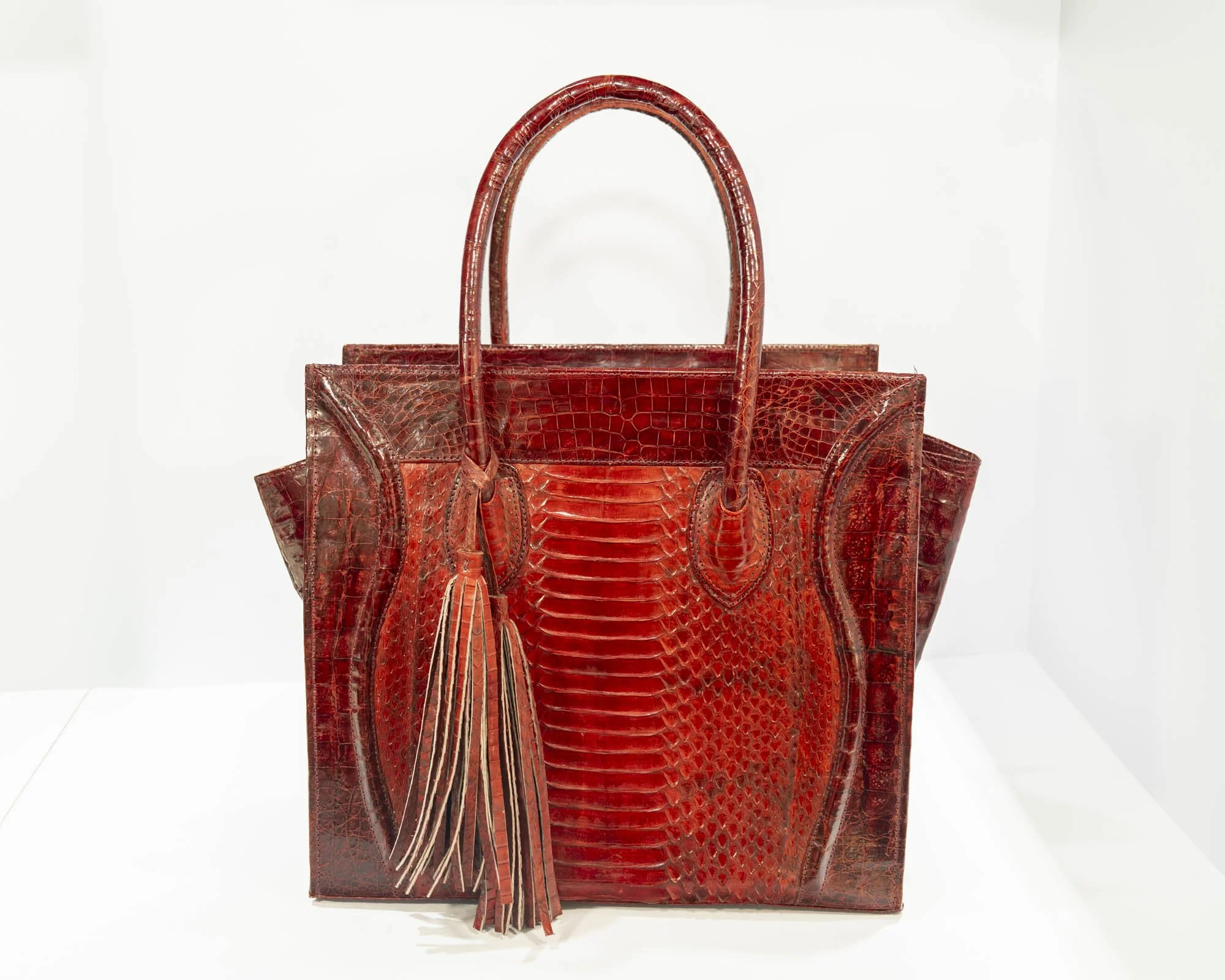 Jerry-Gs-Designers-Vault-Purse-Red-Big.jpg