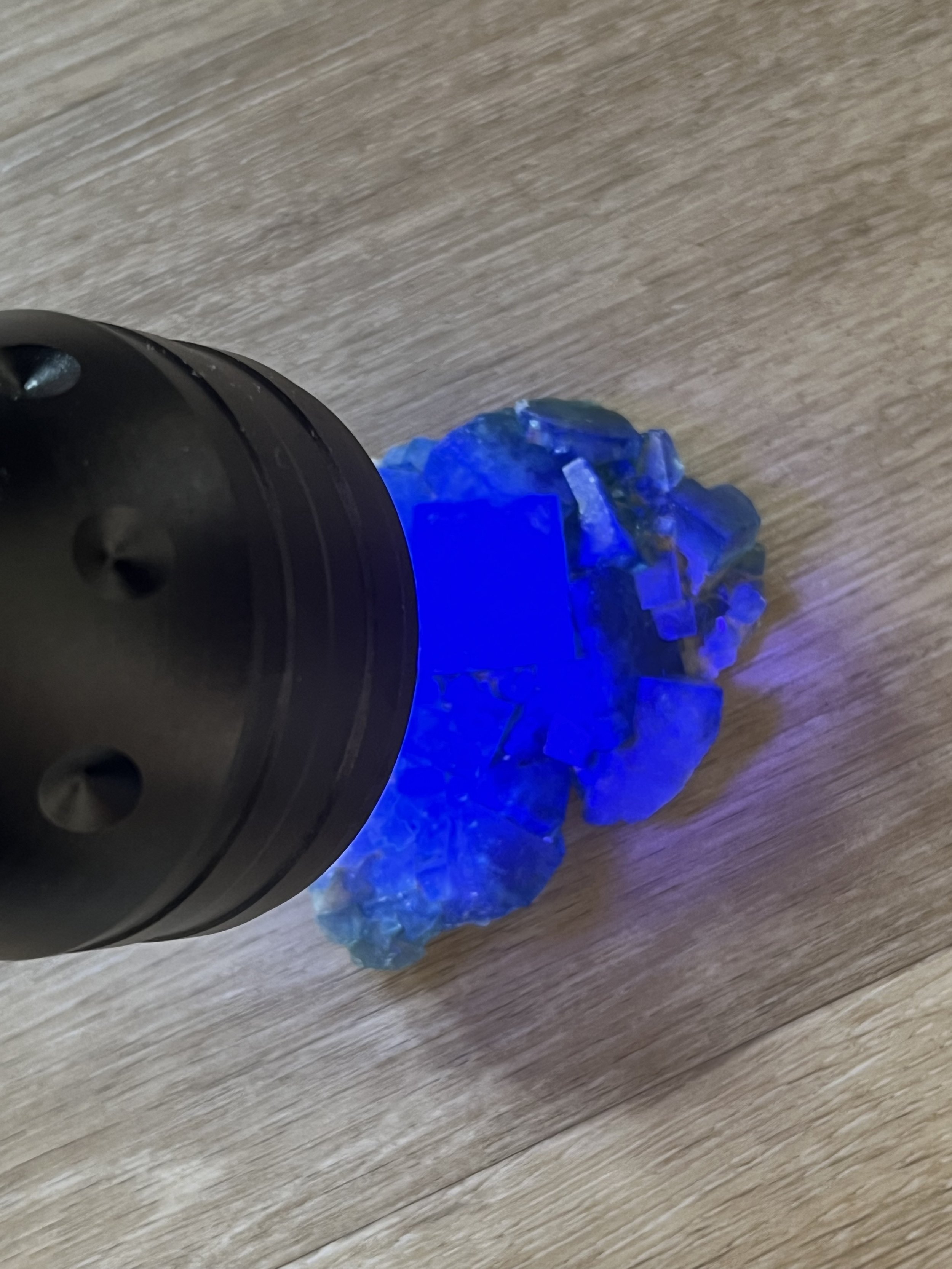 La_lumiere_dalcyone_fluorite_verte_136g (3).jpg