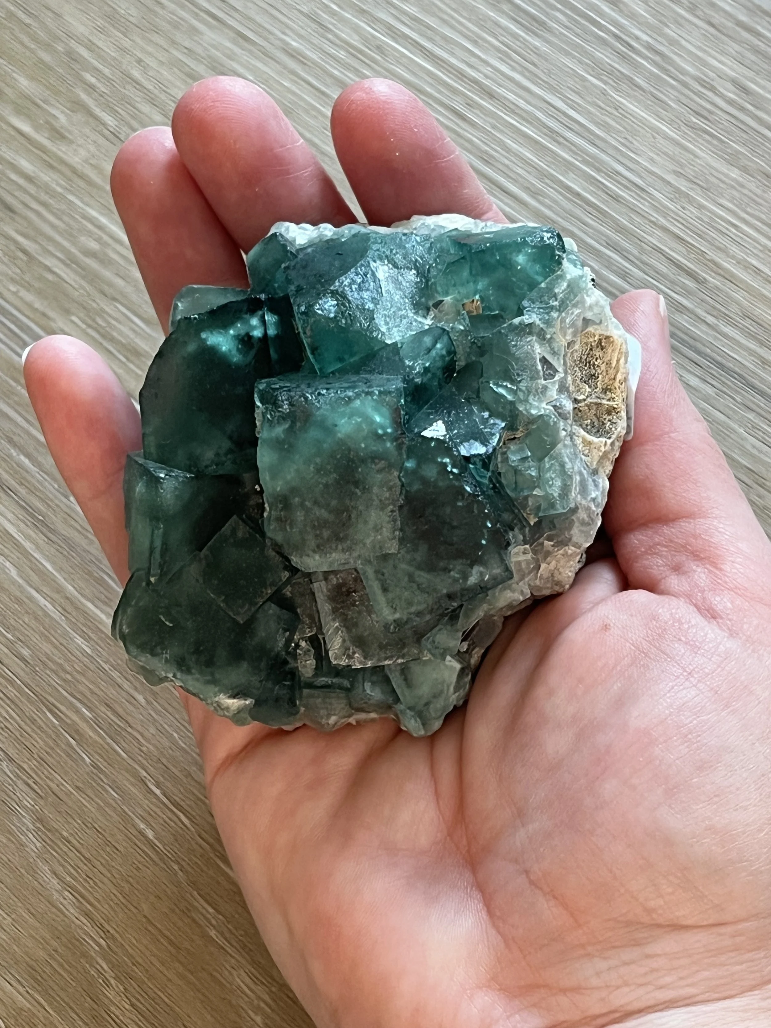 La_lumiere_dalcyone_fluorite_verte_221g (2).jpg
