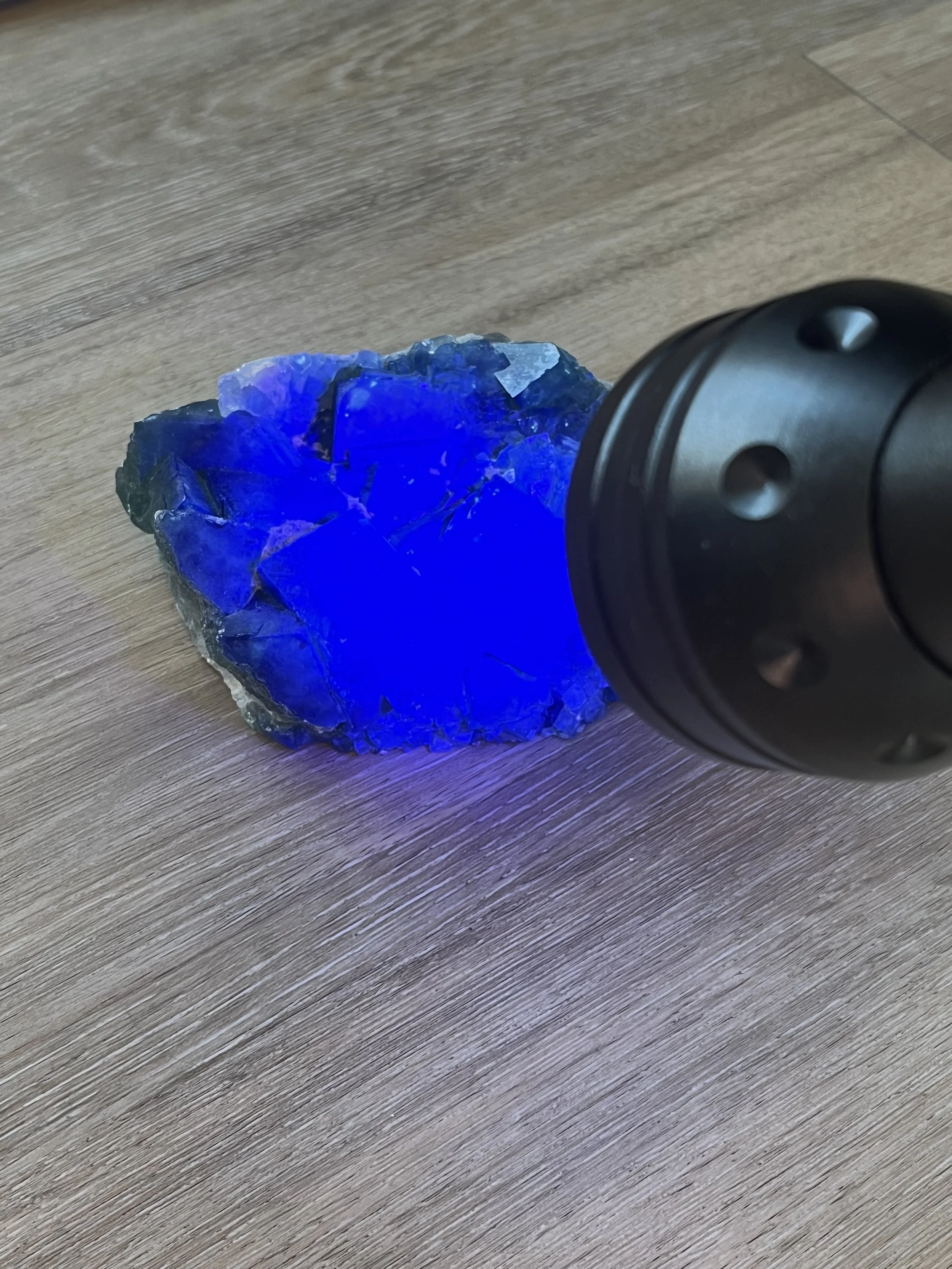 La_lumiere_dalcyone_green_fluorite_643g (2).jpg