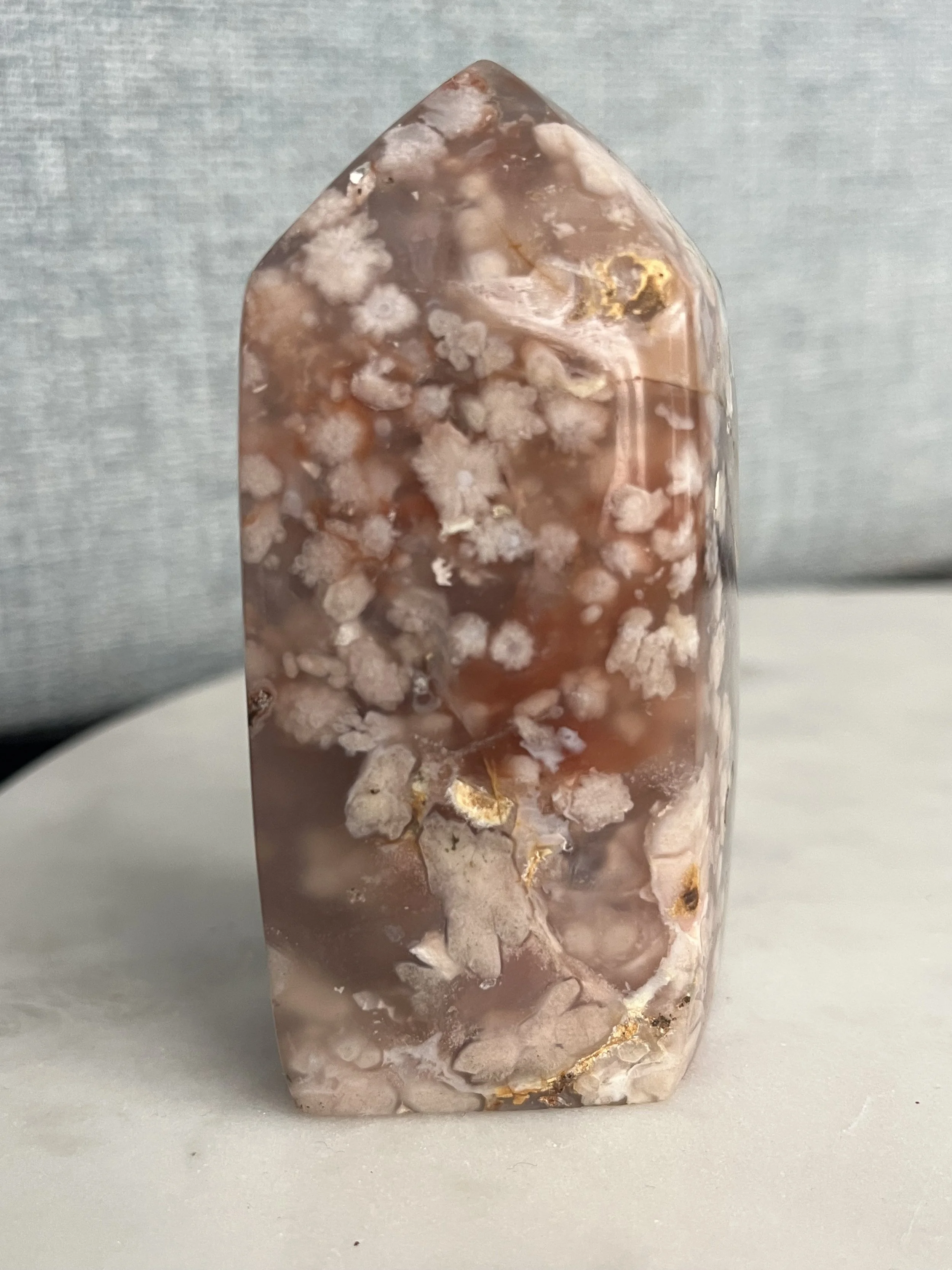 La_lumiere_dalcyone_agate_fleur_tour_avec_caverne (3).jpg