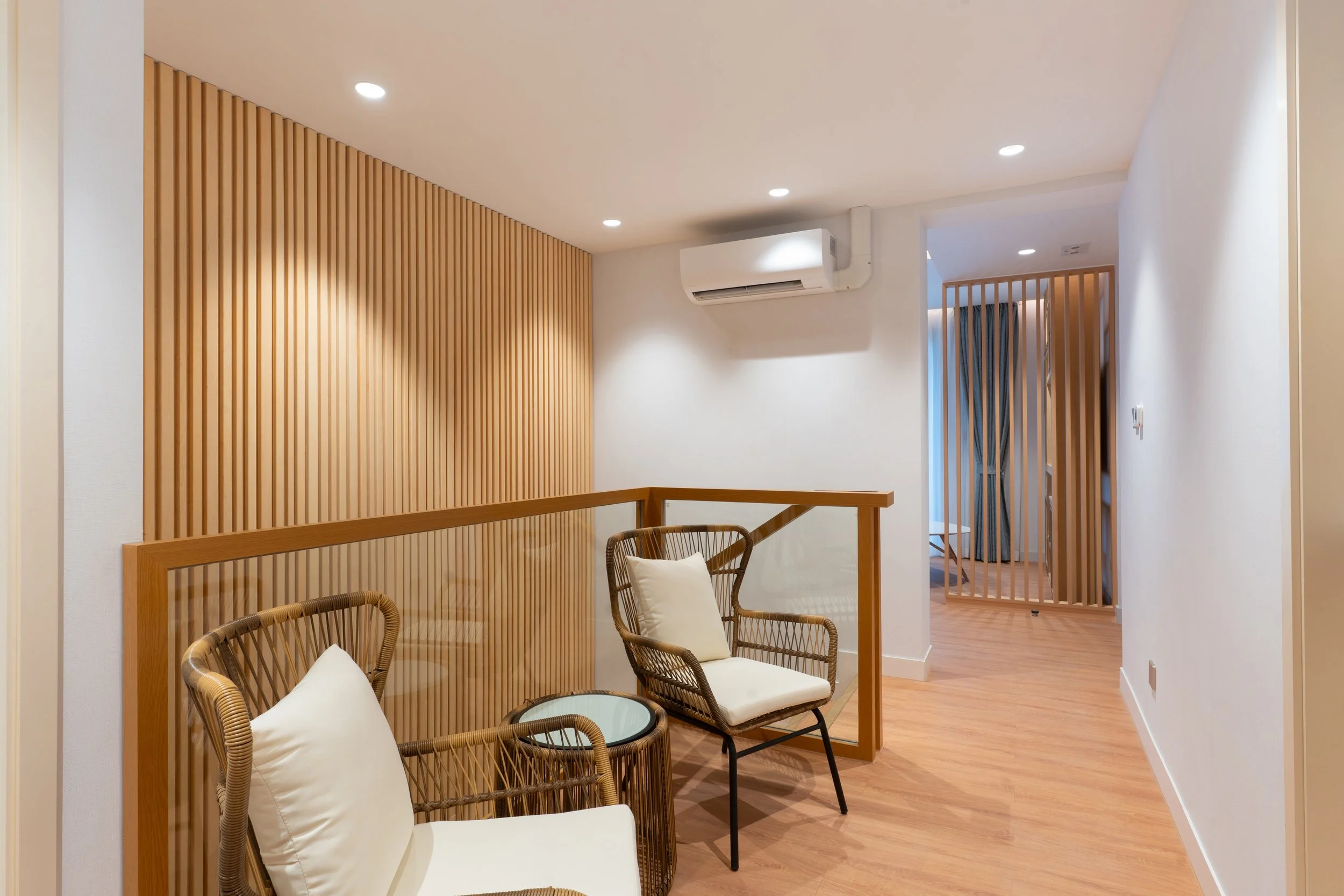 三房複式海景客房  - 上層樓梯位置 1.jpg